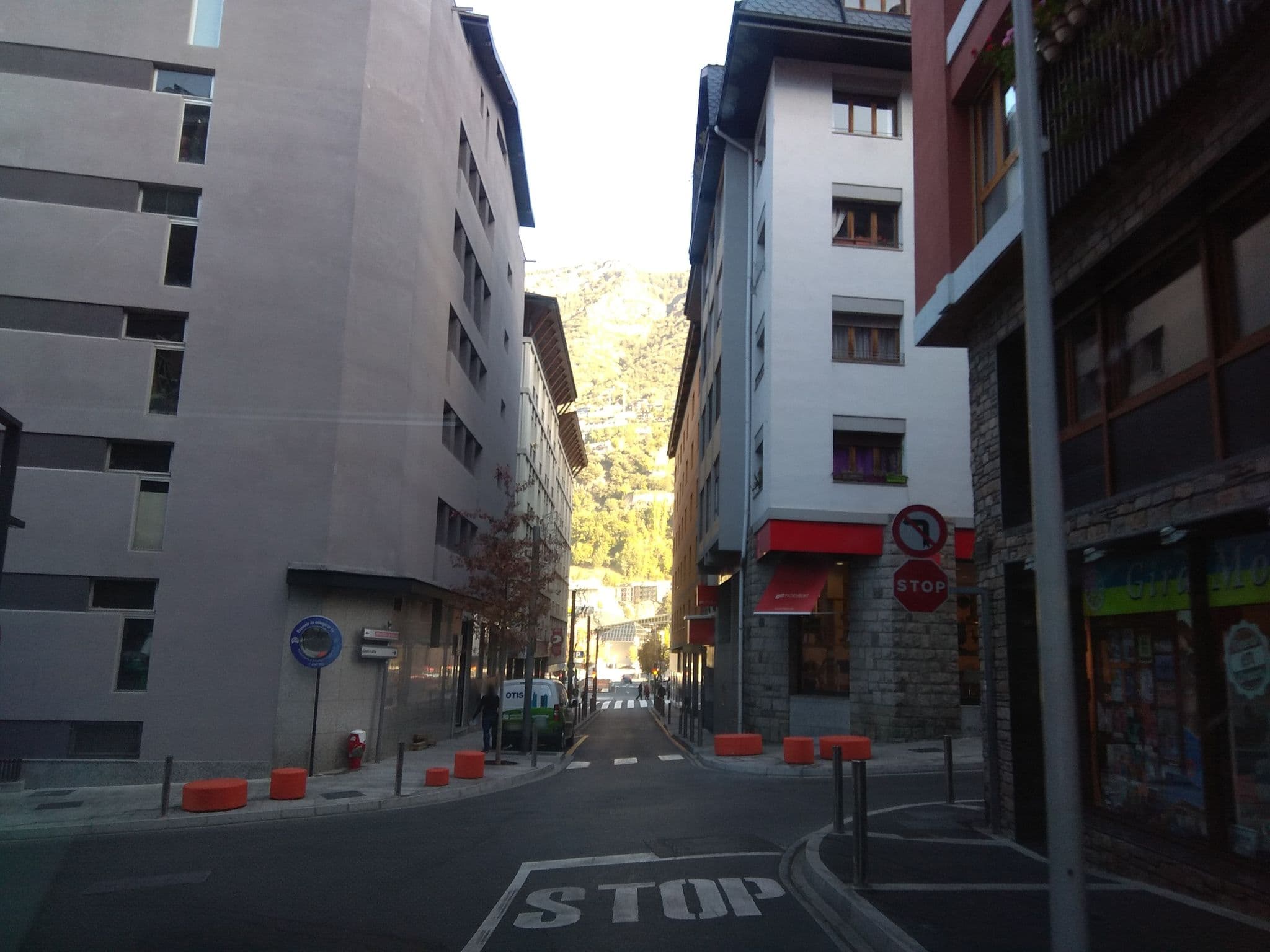 Street view near Hotel plaza, les Escaldes — © egofer (CC BY-SA · Mapillary)