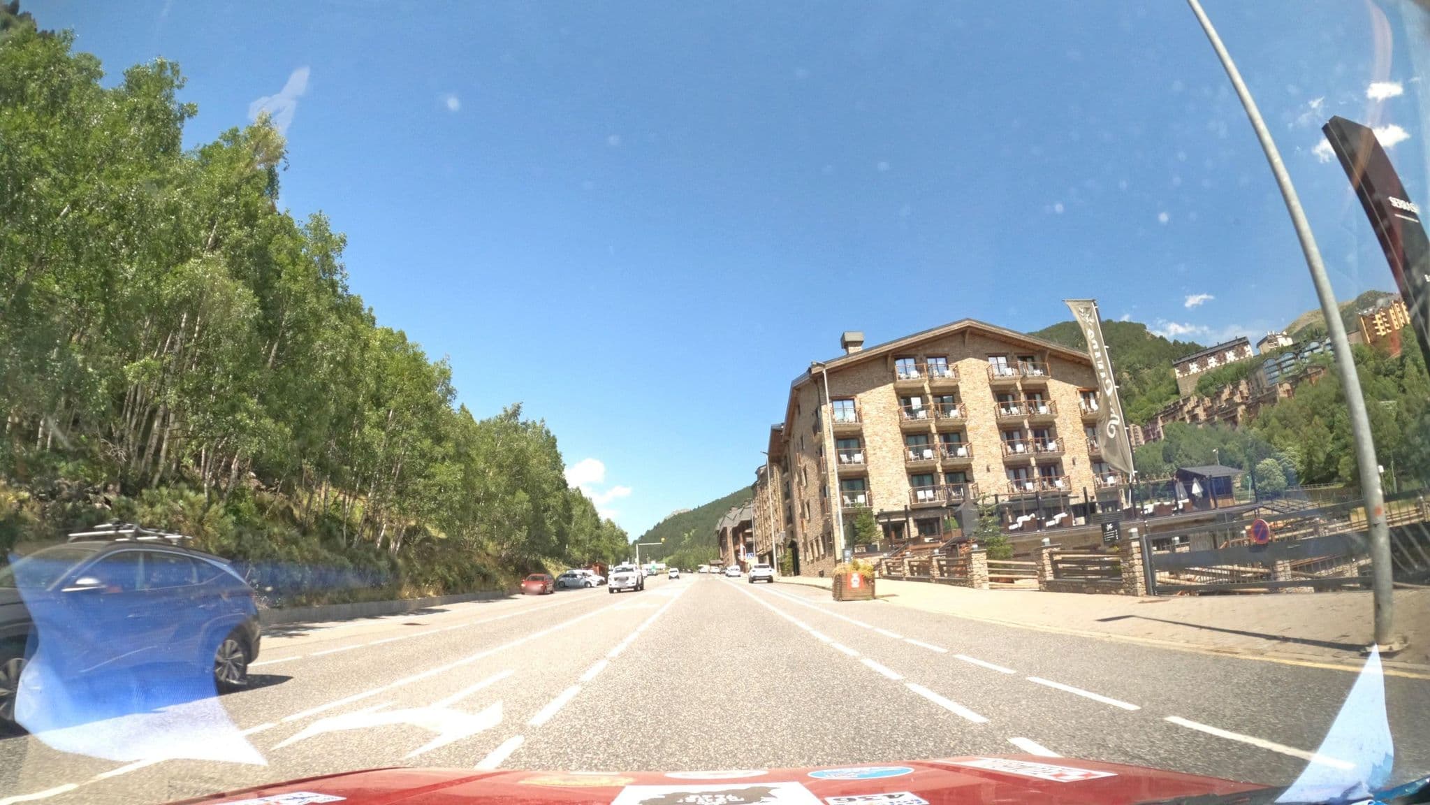 Street view near Hotel Parador Canaro, El Tarter — © masterofnoroad (CC BY-SA · Mapillary)