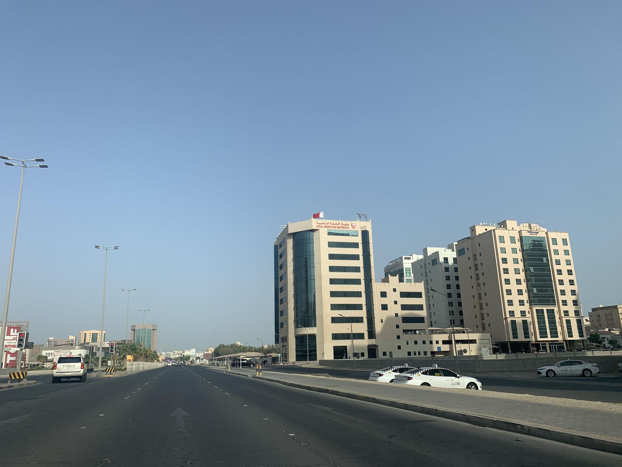 Street view near Al Jaberiya Suites I, Manama — © sherif1234 (CC BY-SA · Mapillary)