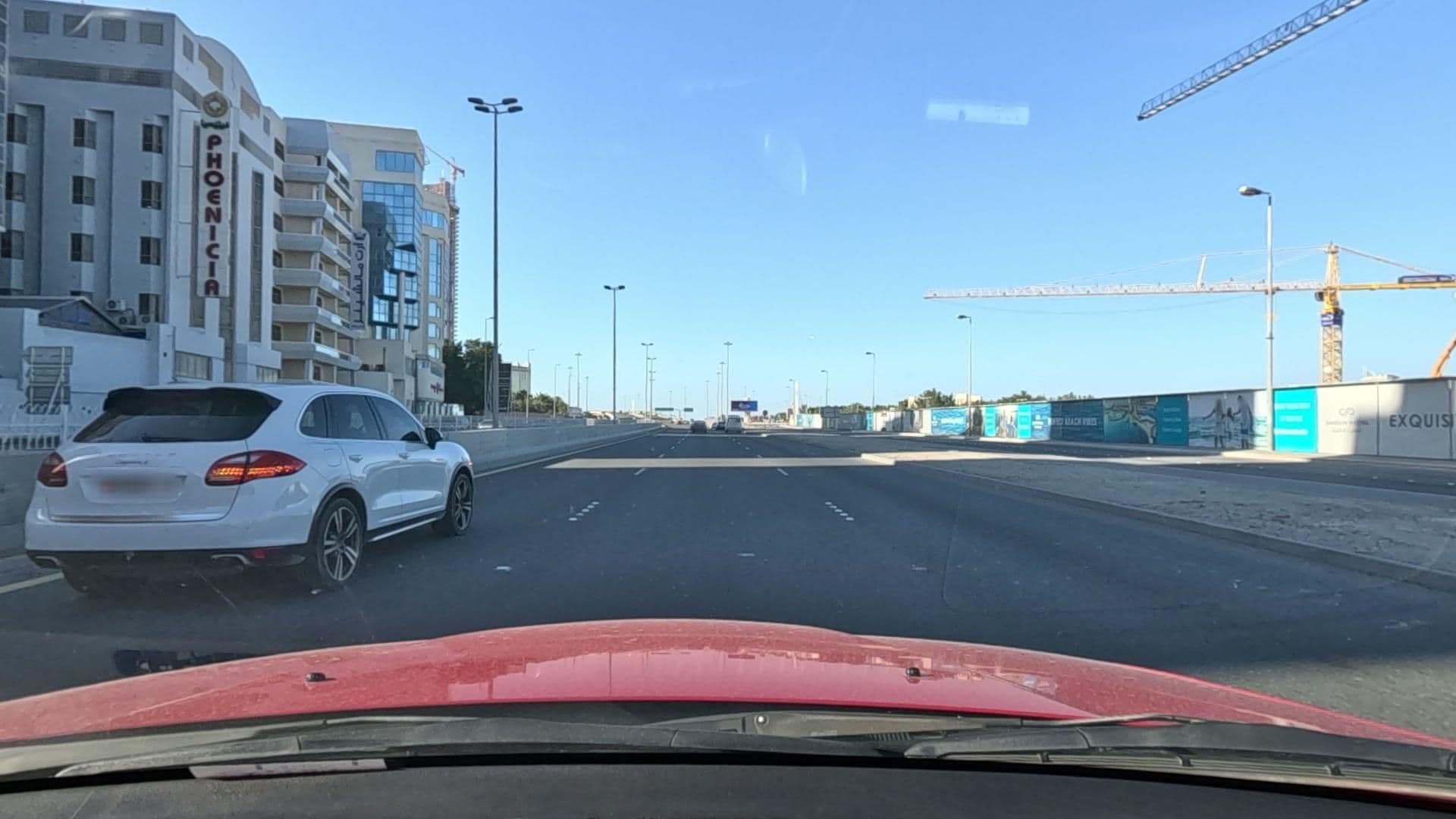 Street view near بالفندق والمنظر (نااااااااار) هيهيهي, Manama — © jvertlberg (CC BY-SA · Mapillary)