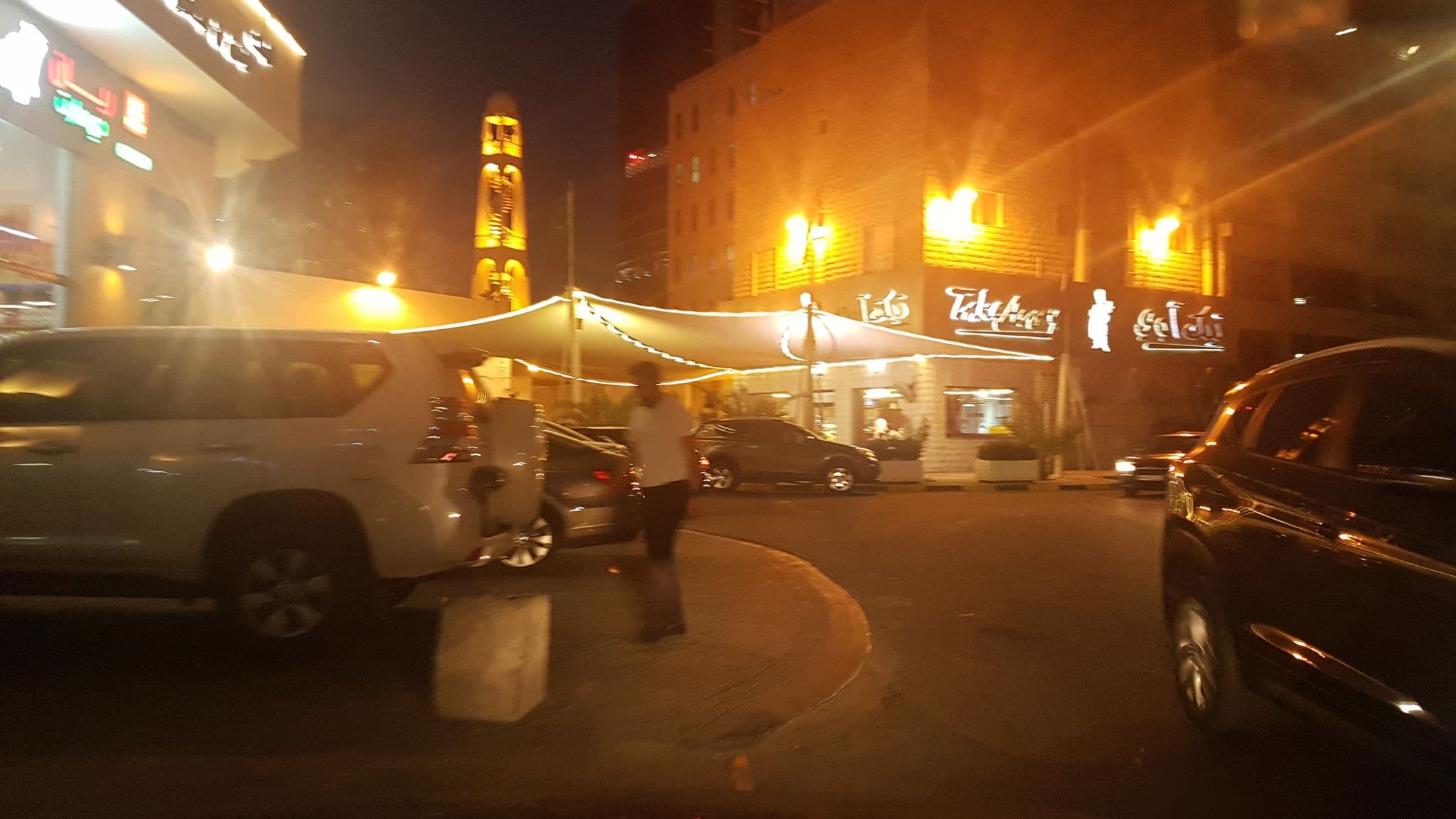 Street view near Loumage Suites & Spa, Sanābis — © cheshirecat (CC BY-SA · Mapillary)