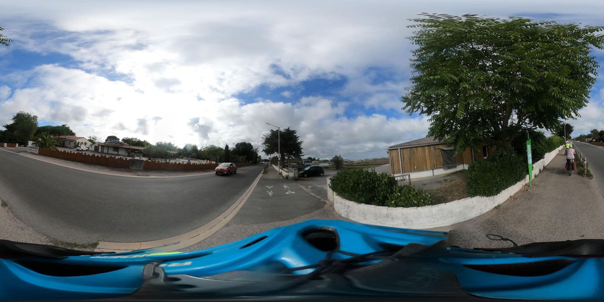 Street view near La Brande, Dolus-d'Oléron — © padididejurbise (CC BY-SA · Mapillary)