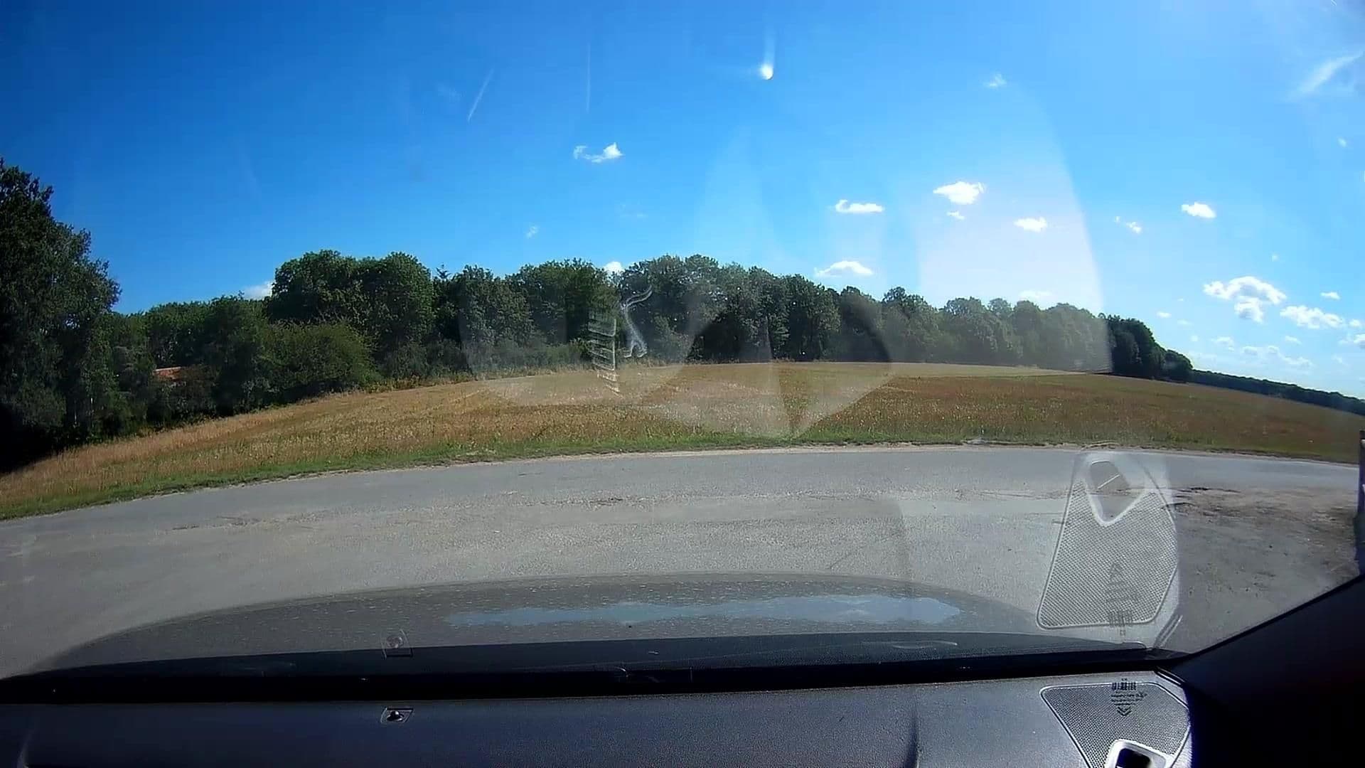Street view near Roches, Saint-Chéron — © micmin1972 (CC BY-SA · Mapillary)