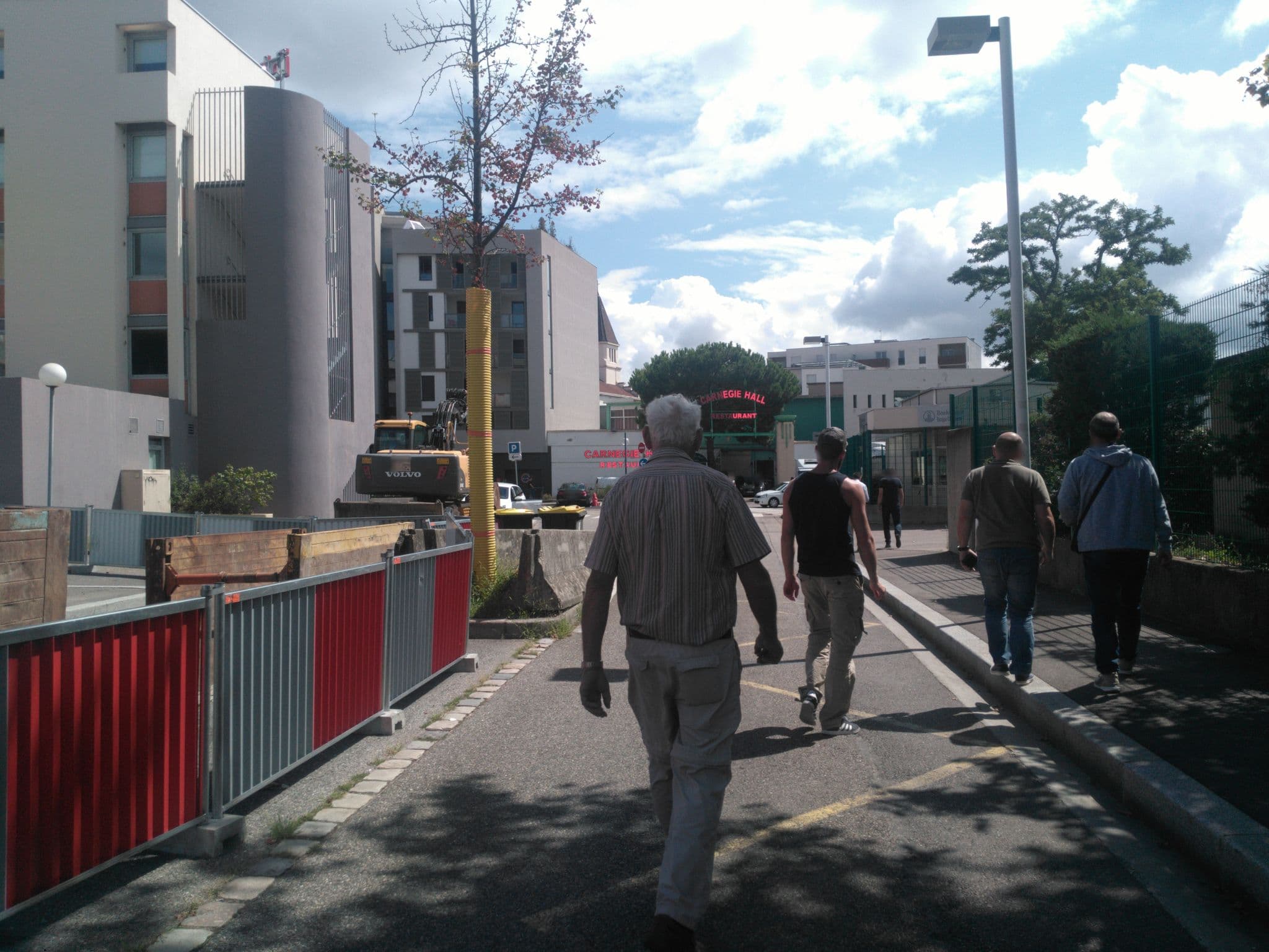 Street view near Ibis Lyon Gerland Mérieux, La Mulatière — © vho (CC BY-SA · Mapillary)