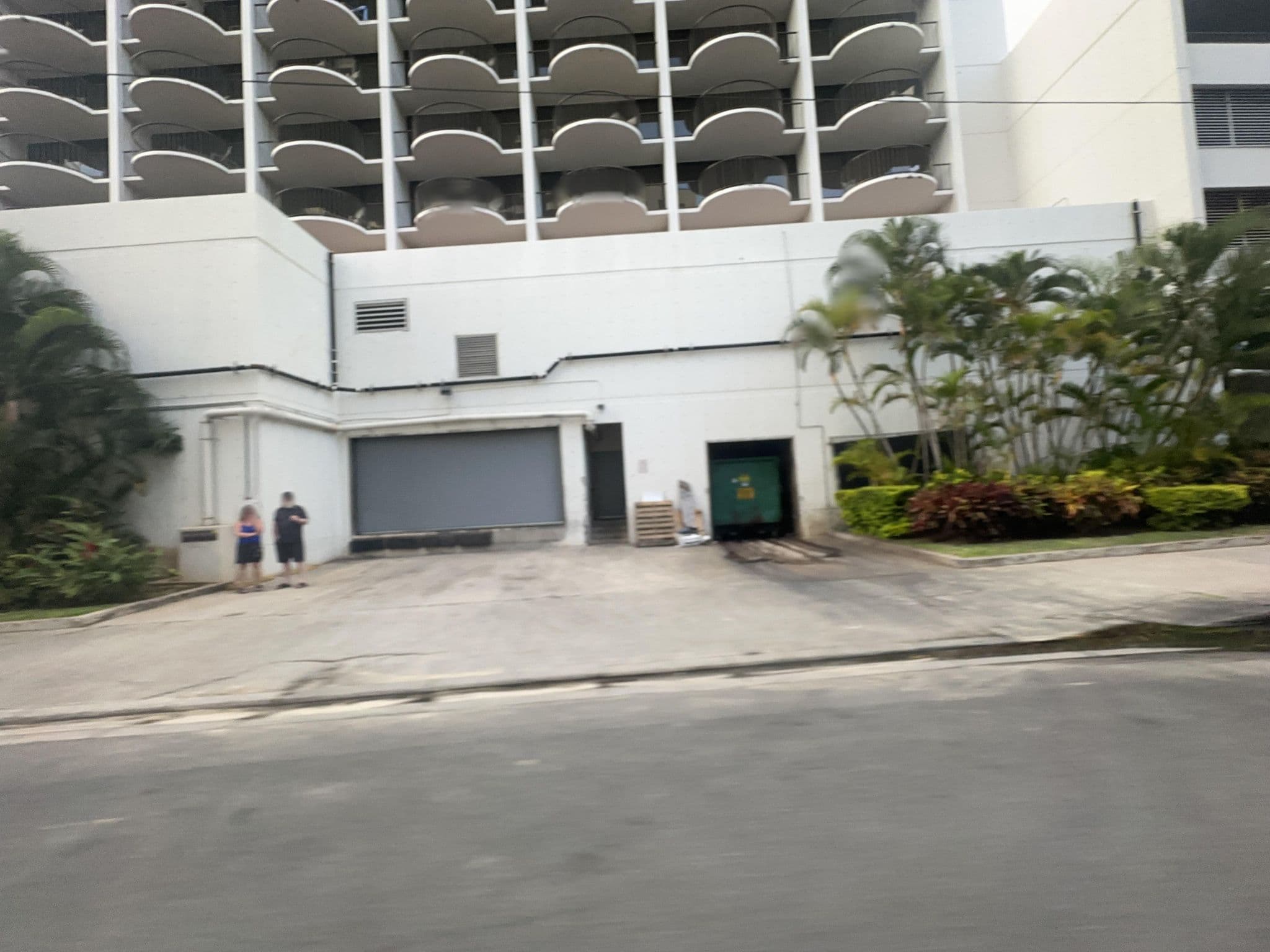 Street view near Pool, Diamond Head / Kapahulu / Saint Louis Heights — © quickness805 (CC BY-SA · Mapillary)