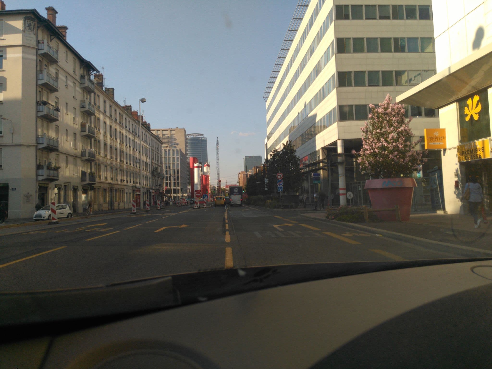 Street view near Première Classe, Lyon 03 — © vho (CC BY-SA · Mapillary)