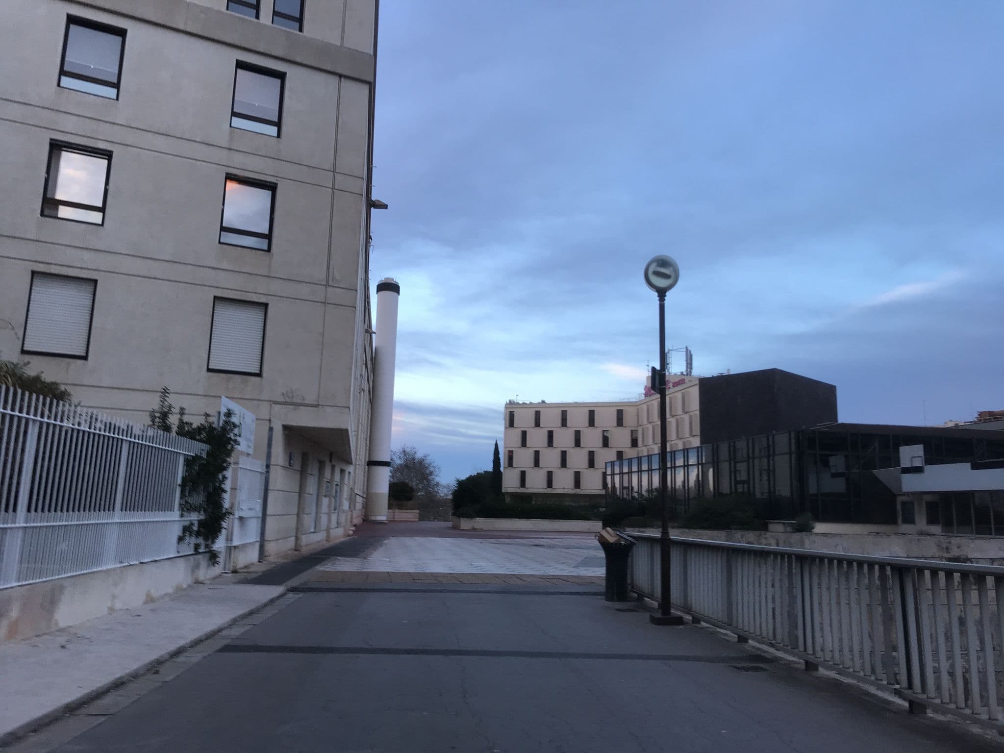 Street view near Ibis, Montpellier — © miguel_andrade (CC BY-SA · Mapillary)