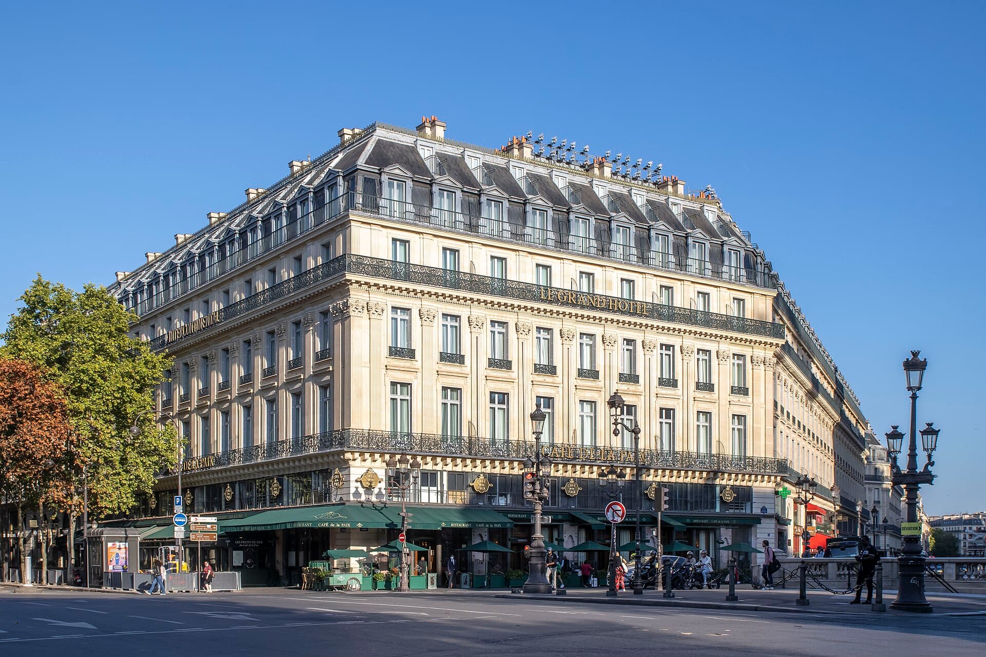 InterContinental Paris le Grand (via Wikimedia Commons, CC BY-SA 4.0)