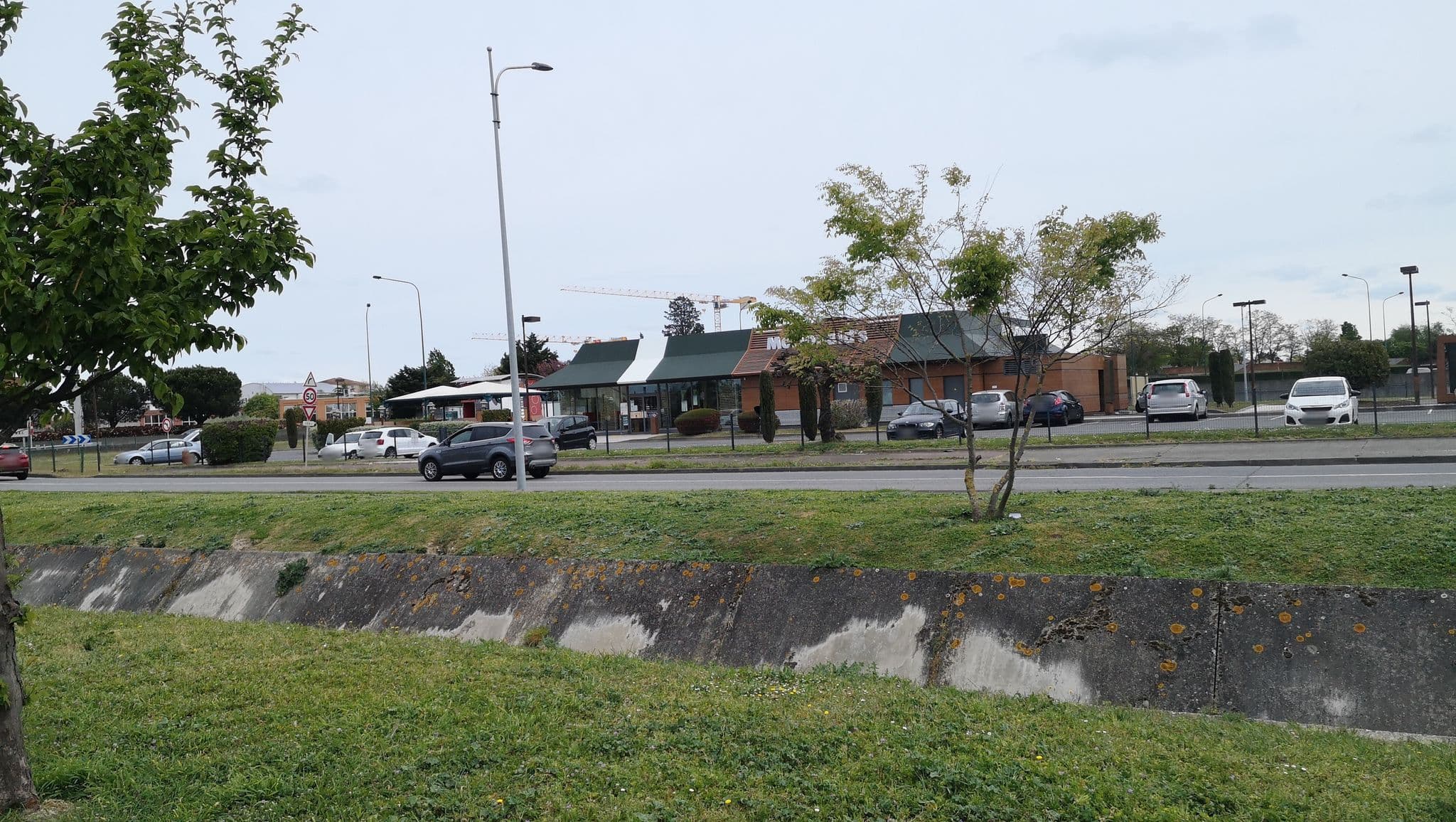 Street view near ibis Styles Toulouse Blagnac Aeroport, Blagnac — © bdoin (CC BY-SA · Mapillary)