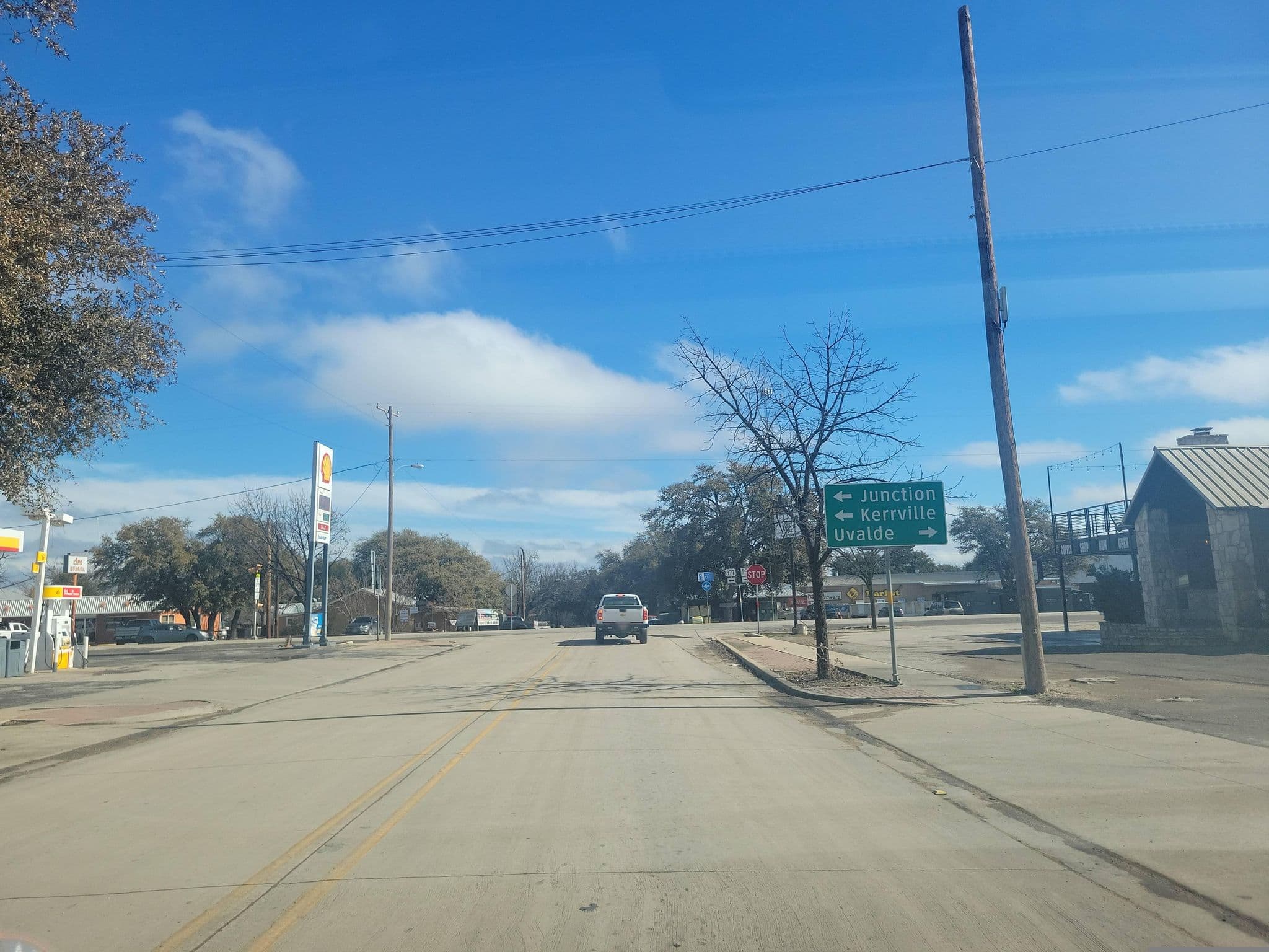 Street view near Sorrell's Inn, Rocksprings — © Montrose_Lyle (CC BY-SA · Mapillary)