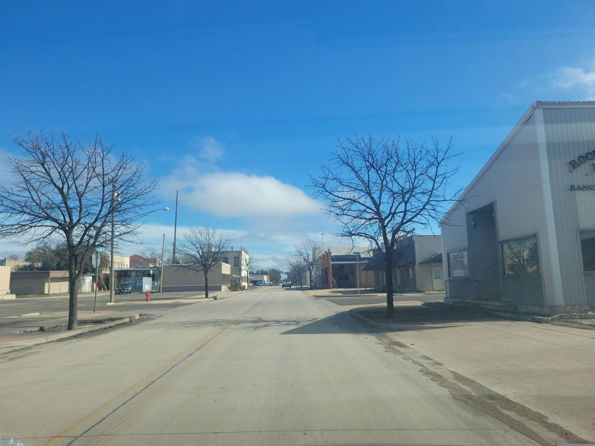 Street view near Mitchell Lodge, Rocksprings — © Montrose_Lyle (CC BY-SA · Mapillary)