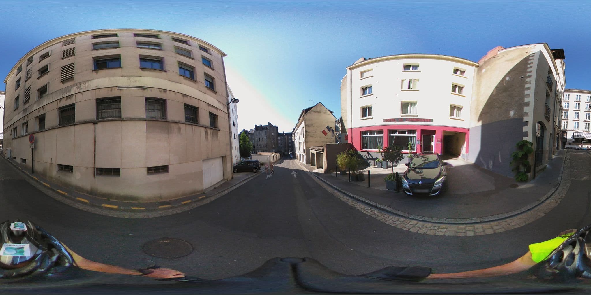 Street view near Le Cambronne, Nantes — © cartocite (CC BY-SA · Mapillary)