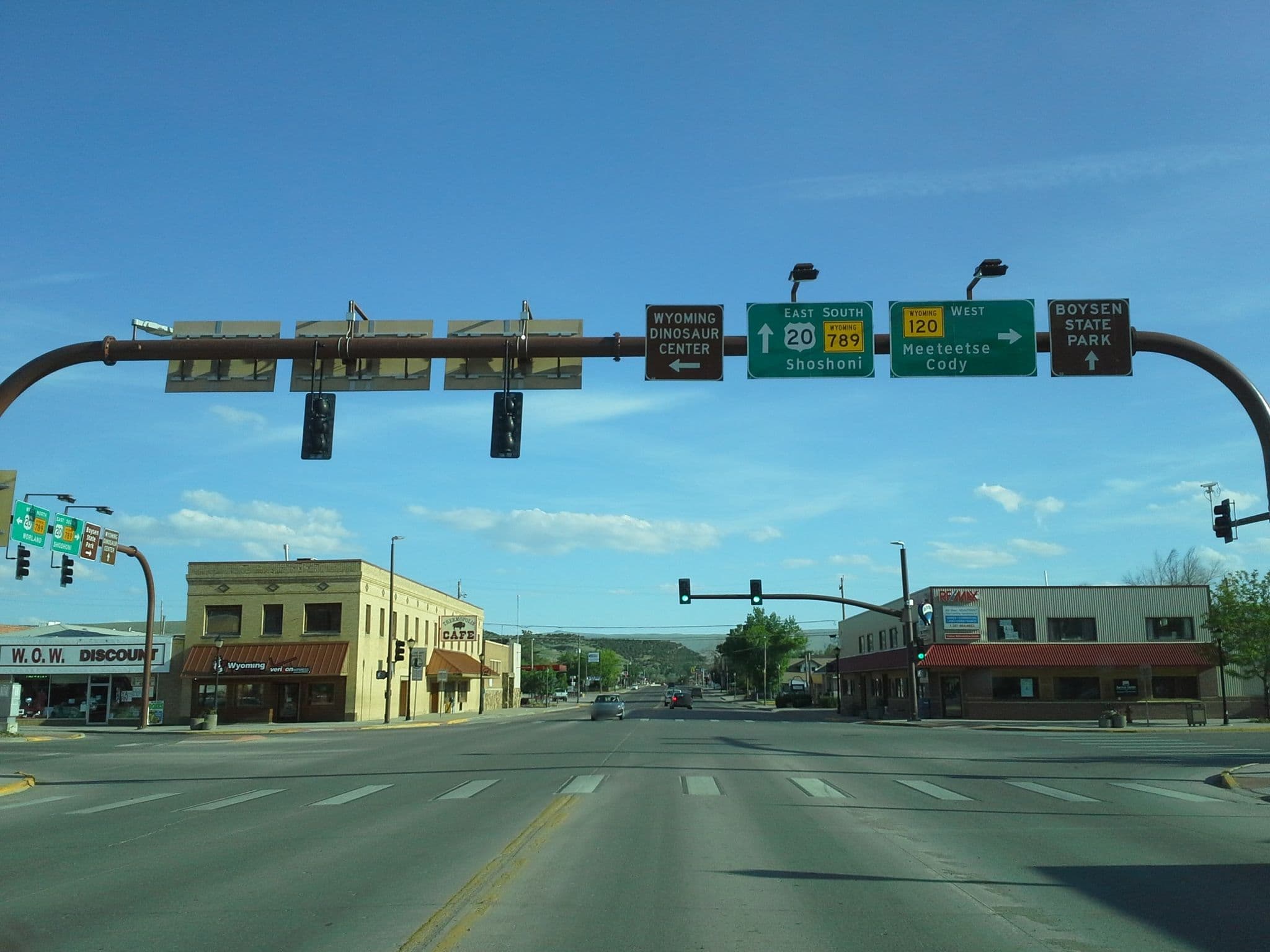 Street view near Moonlighter Motel, Thermopolis — © drkludge (CC BY-SA · Mapillary)