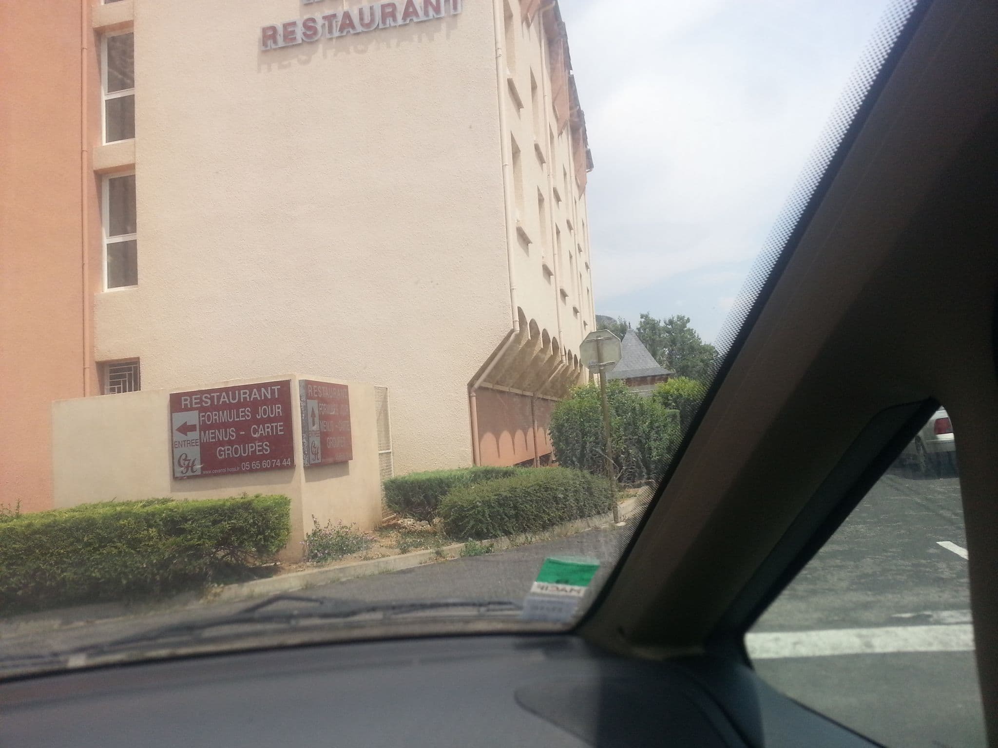 Street view near Le Cévenol, Millau — © zerpou (CC BY-SA · Mapillary)