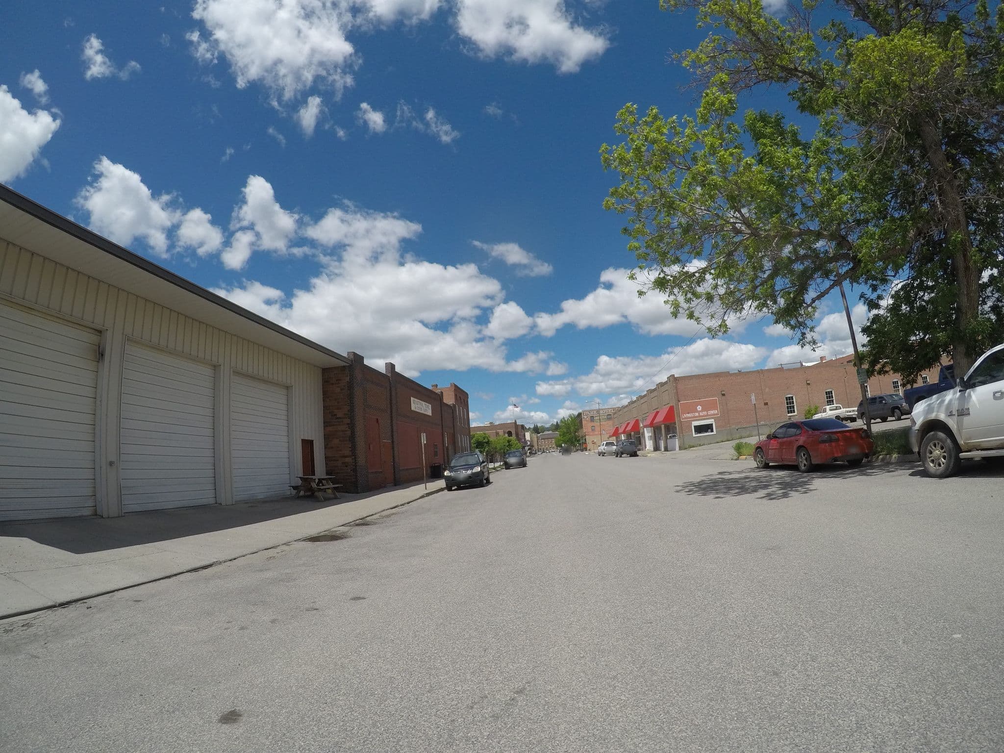 Street view near Absaroka Guest House, Bozeman — © chrisbeddow (CC BY-SA · Mapillary)