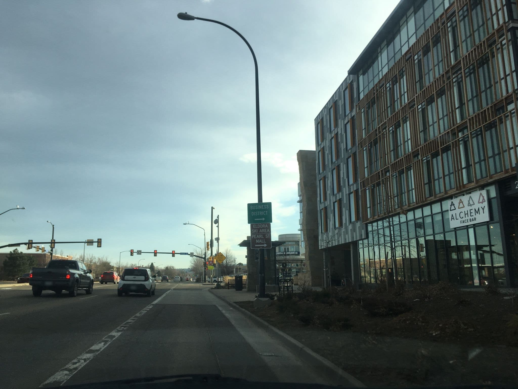Street view near Goldenbuff, Boulder — © dgrinbergs (CC BY-SA · Mapillary)