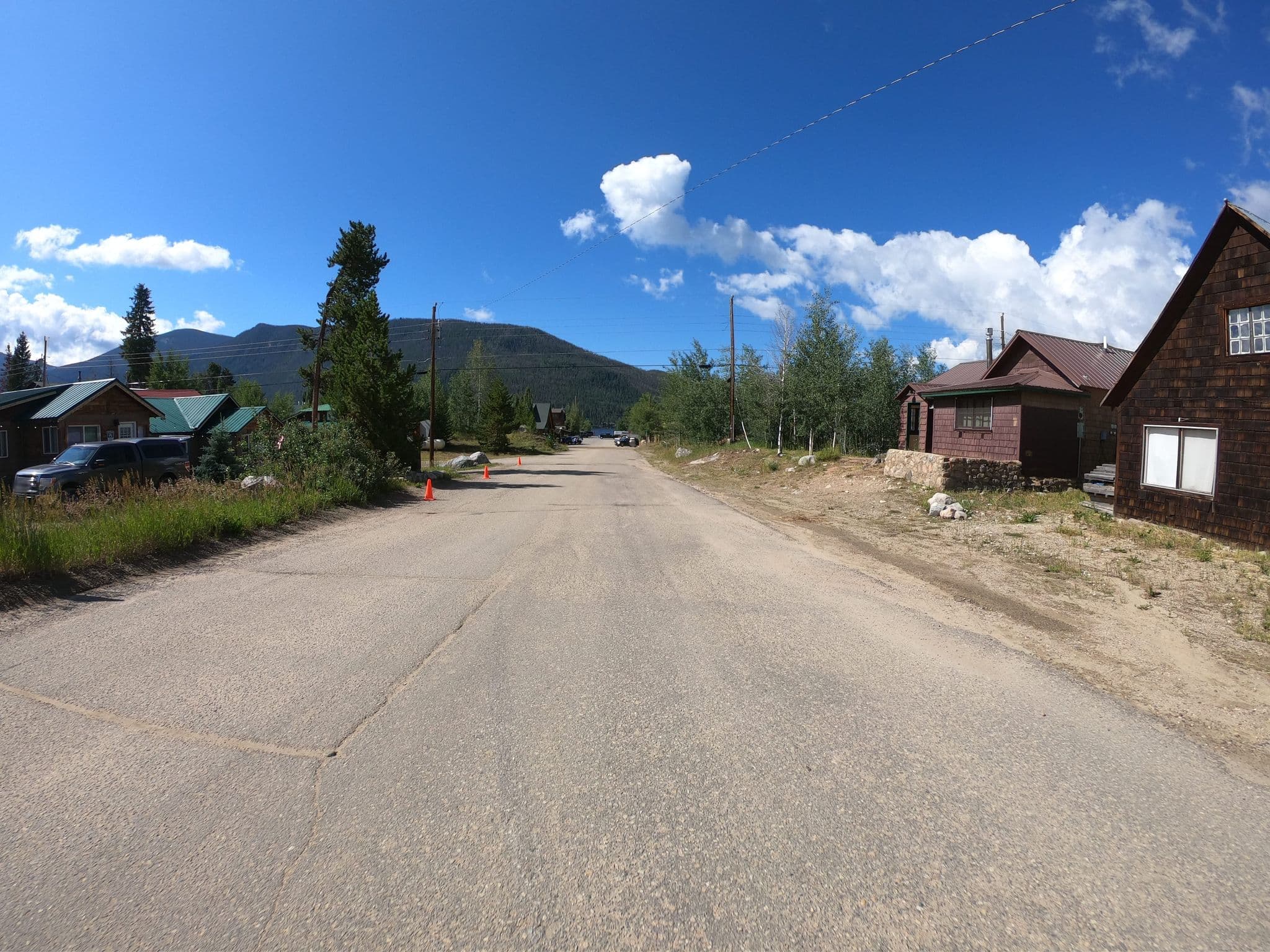 Street view near Lupine Village, Estes Park — © toebee (CC BY-SA · Mapillary)