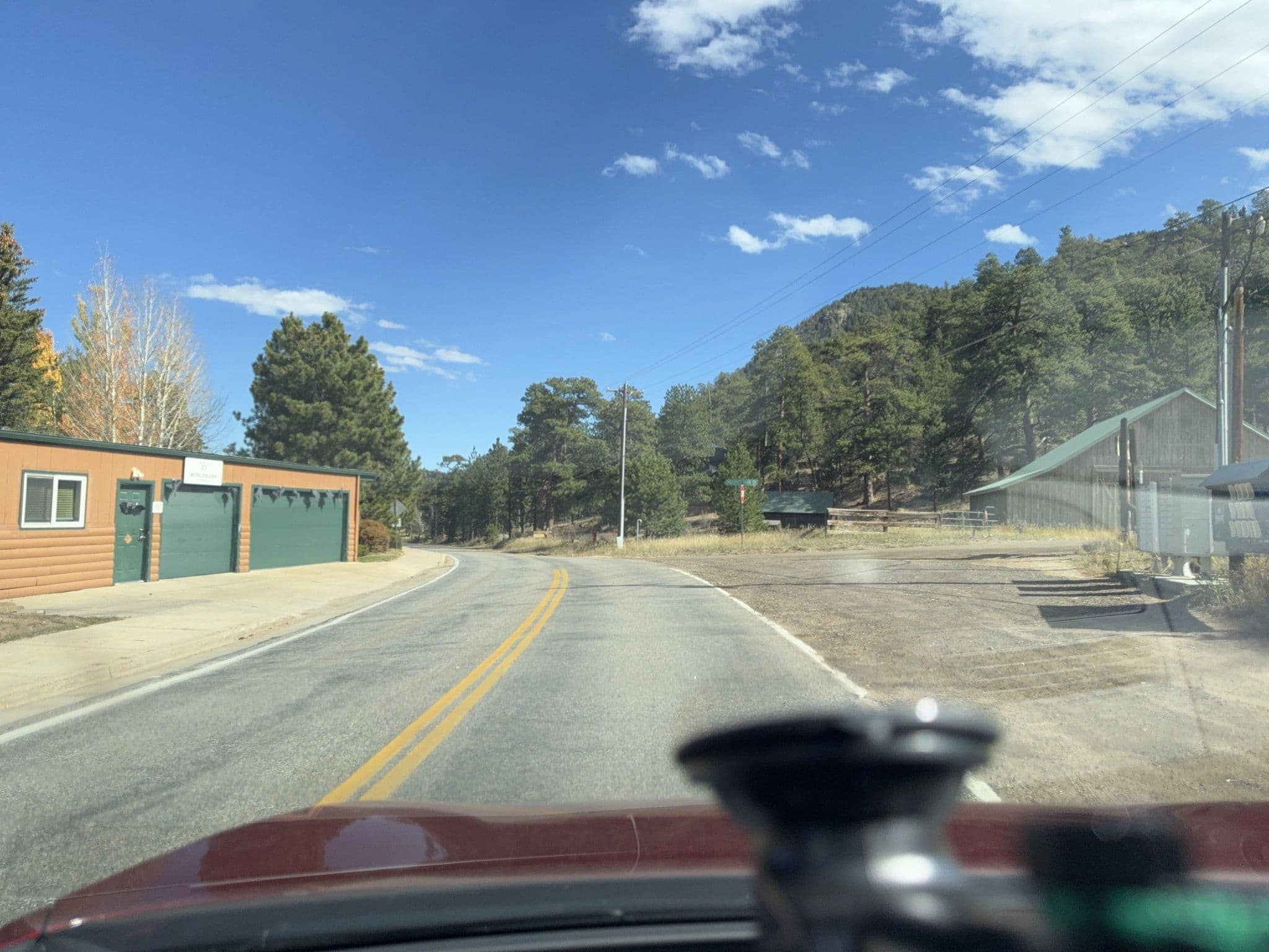 Street view near In House, Estes Park — © quickness805 (CC BY-SA · Mapillary)