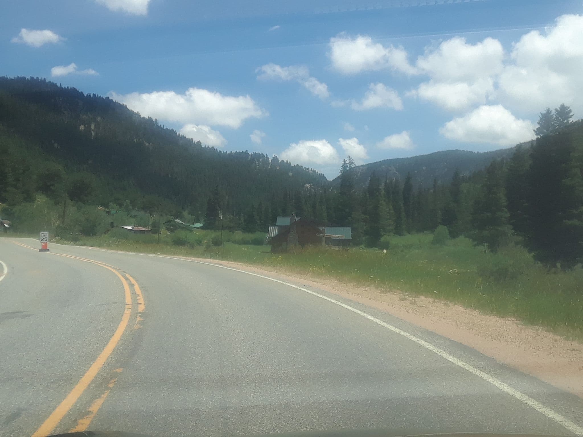 Street view near The Moonshiner At Ned, Coal Creek — © julianstaylor (CC BY-SA · Mapillary)