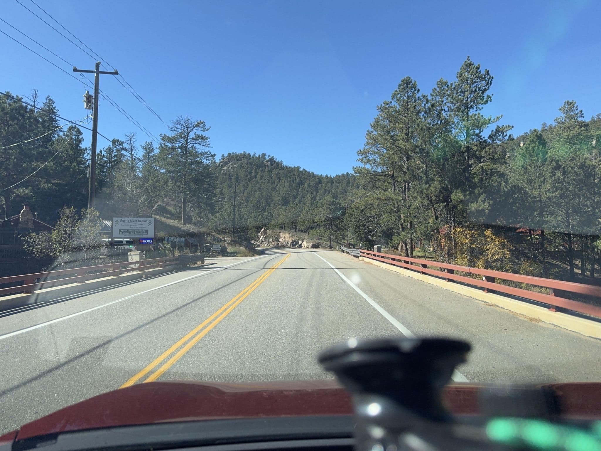 Street view near Rustic River Cabins, Estes Park — © quickness805 (CC BY-SA · Mapillary)