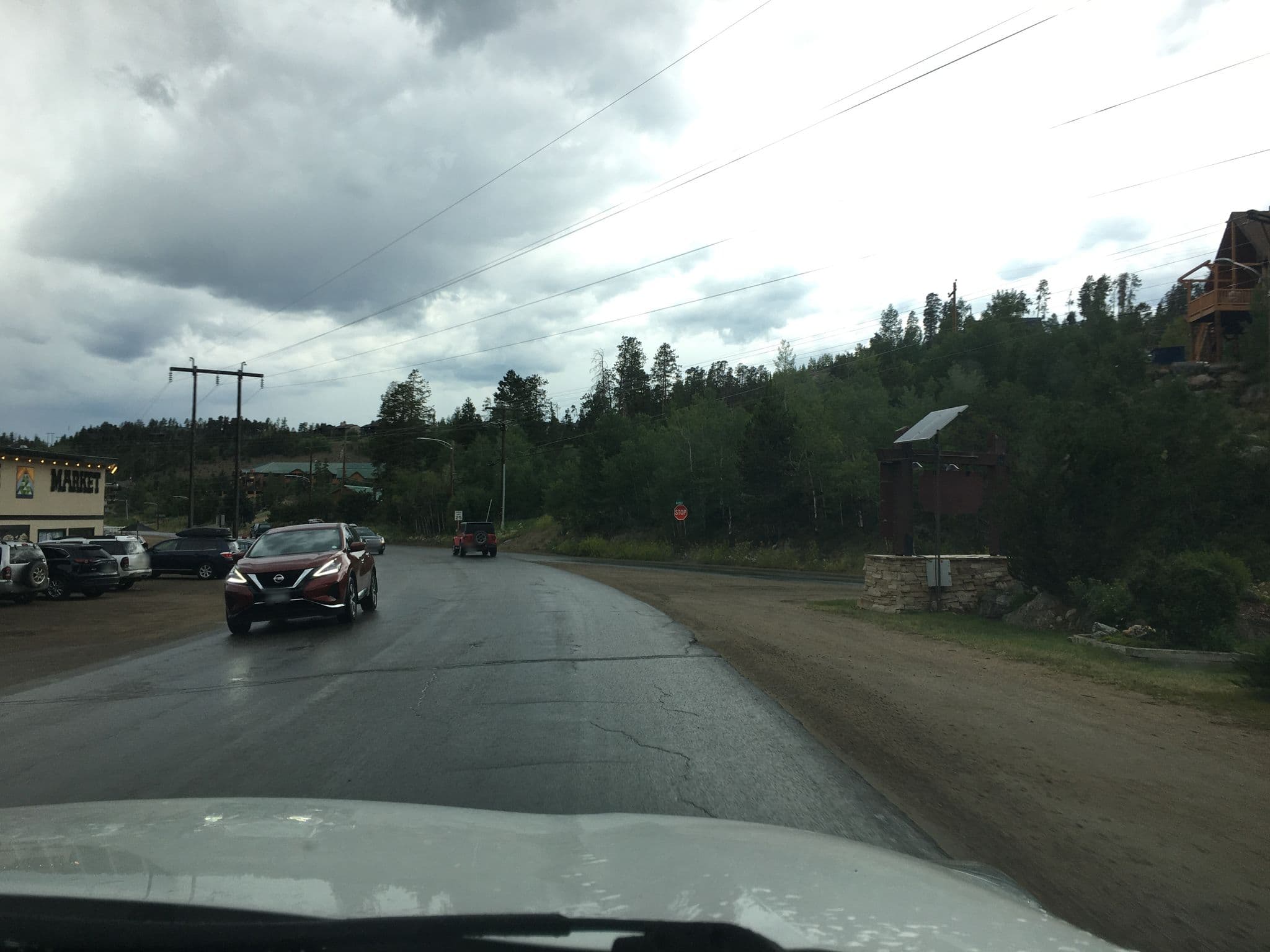 Street view near Columbine Cabins, Estes Park — © hereitgoes (CC BY-SA · Mapillary)