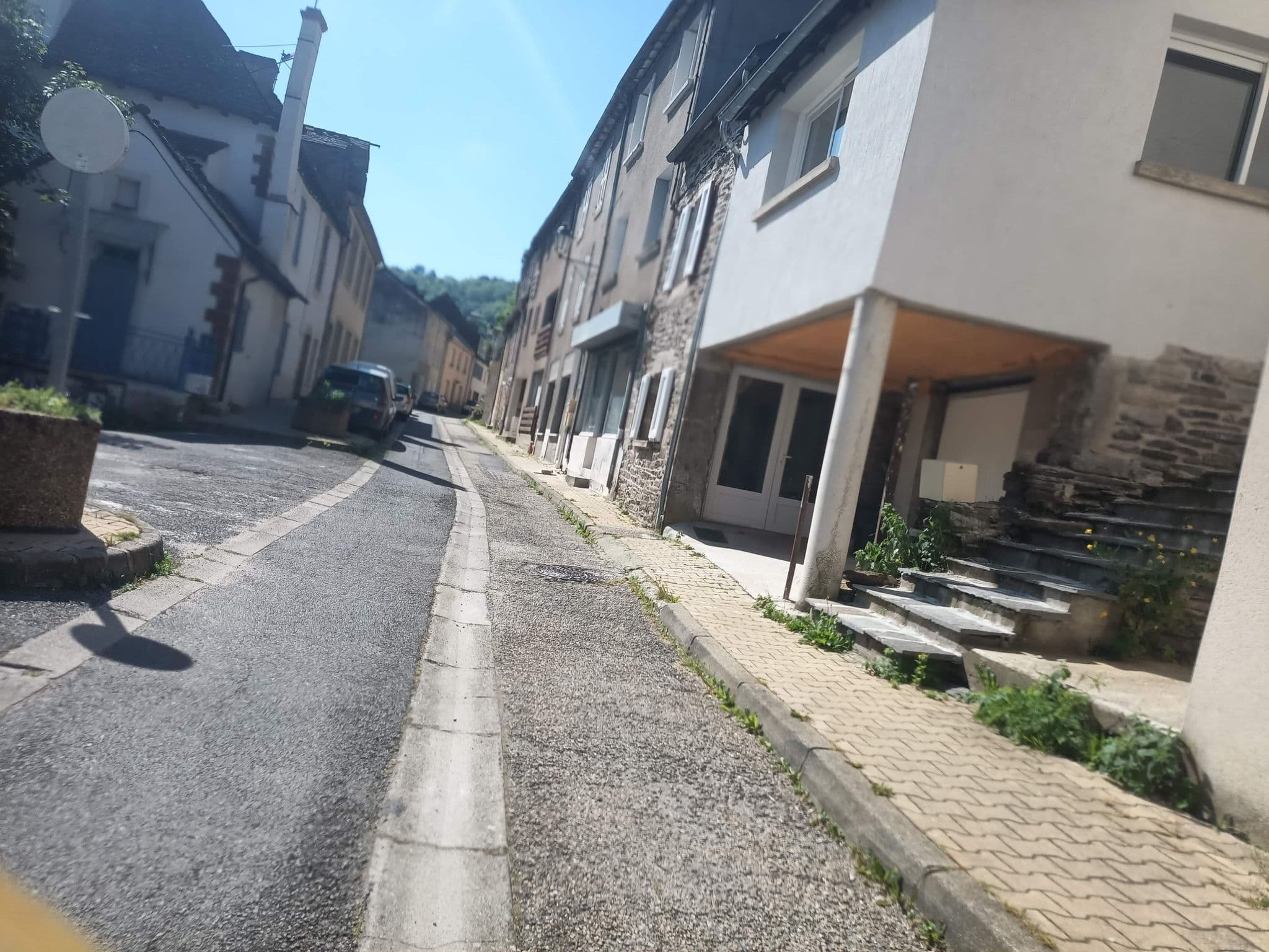 Street view near Modern'Hôtel, Mende — © connermacleod69 (CC BY-SA · Mapillary)