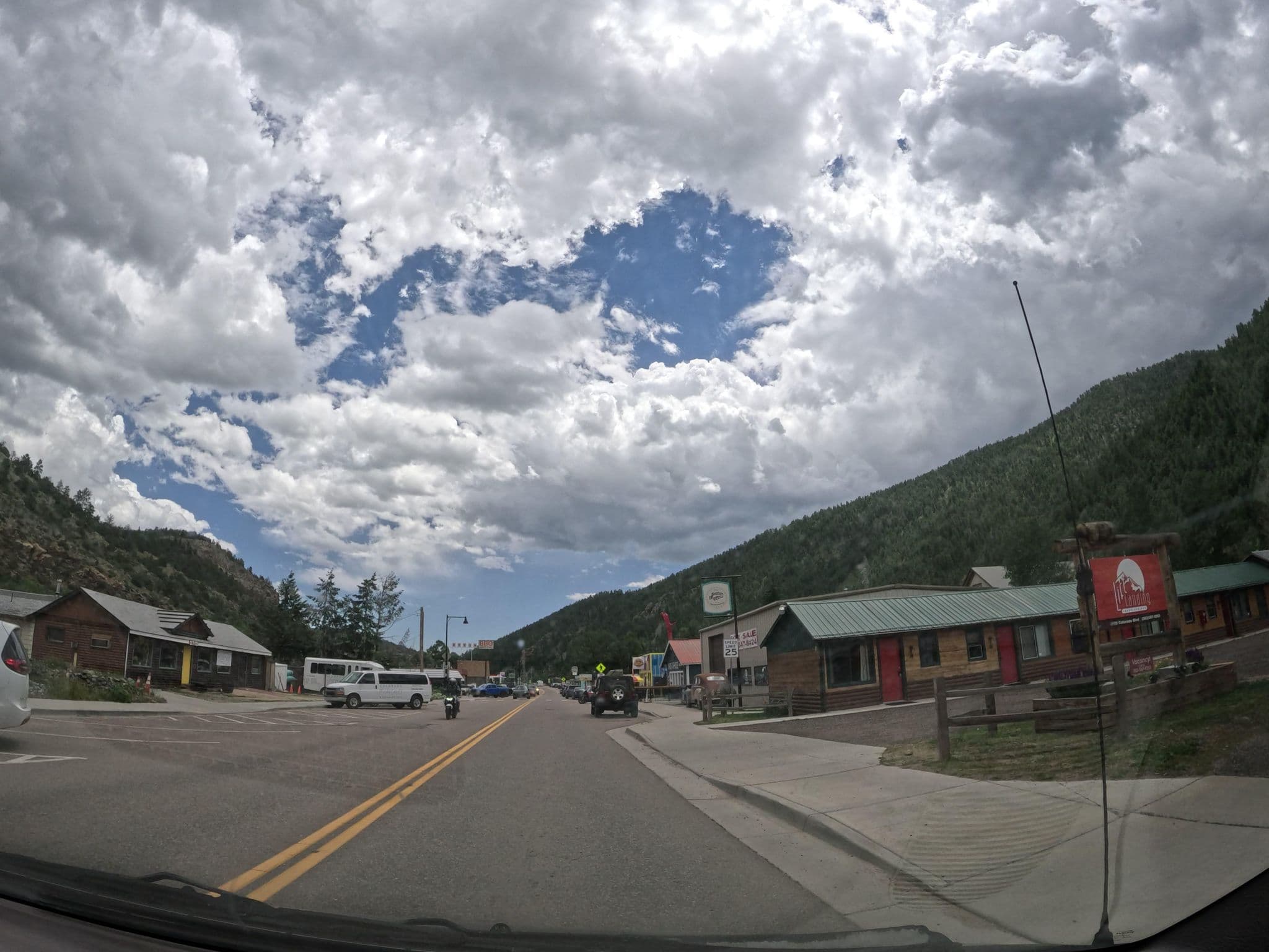 Street view near AirBnB Cabin, Idaho Springs — © vorpalblade (CC BY-SA · Mapillary)