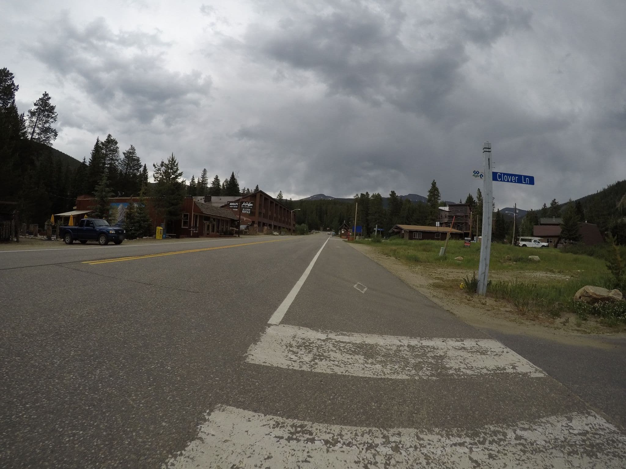 Street view near A-Frame Club, Idaho Springs — © toebee (CC BY-SA · Mapillary)