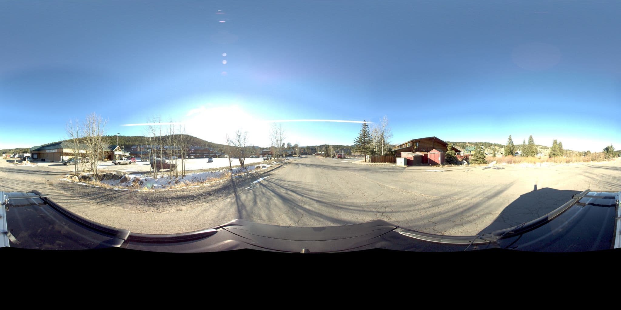 Street view near Best Western, Coal Creek — © leontoorenburg (CC BY-SA · Mapillary)