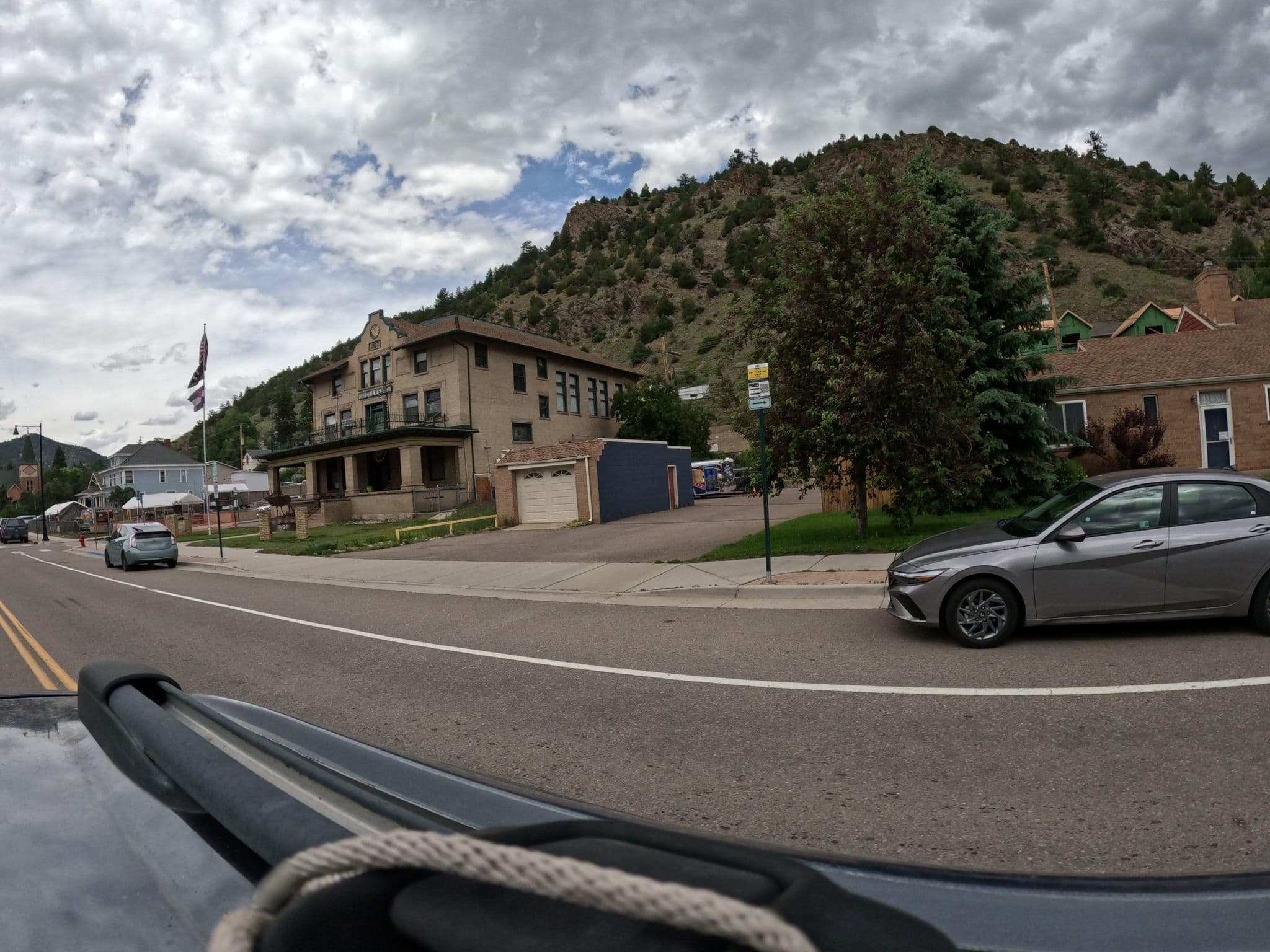 Street view near Miners Pick Bed and Breakfast, Idaho Springs — © vorpalblade (CC BY-SA · Mapillary)