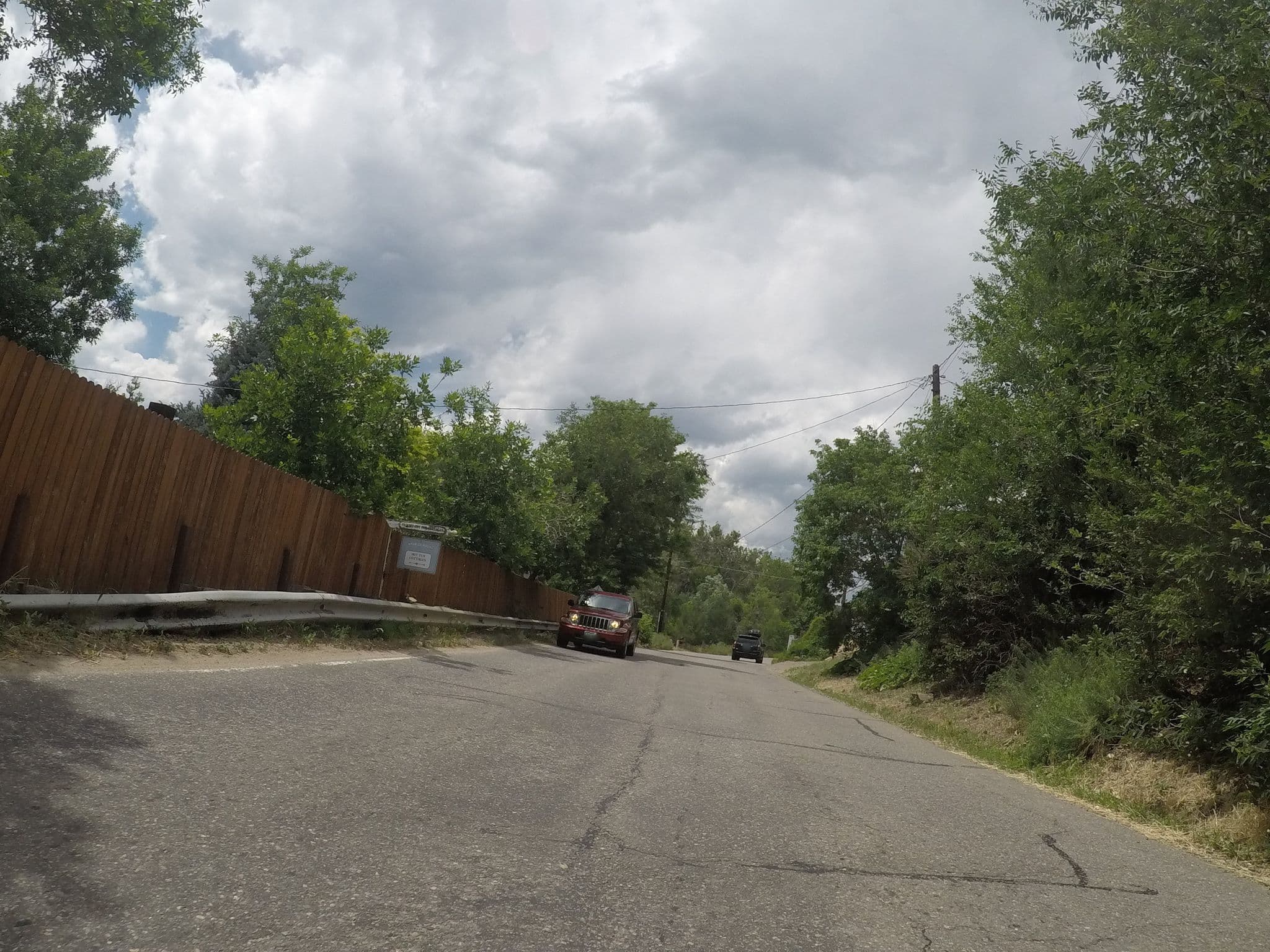 Street view near Cliff House Lodge Country Inn and Cottages, Dakota Ridge — © chrisbeddow (CC BY-SA · Mapillary)