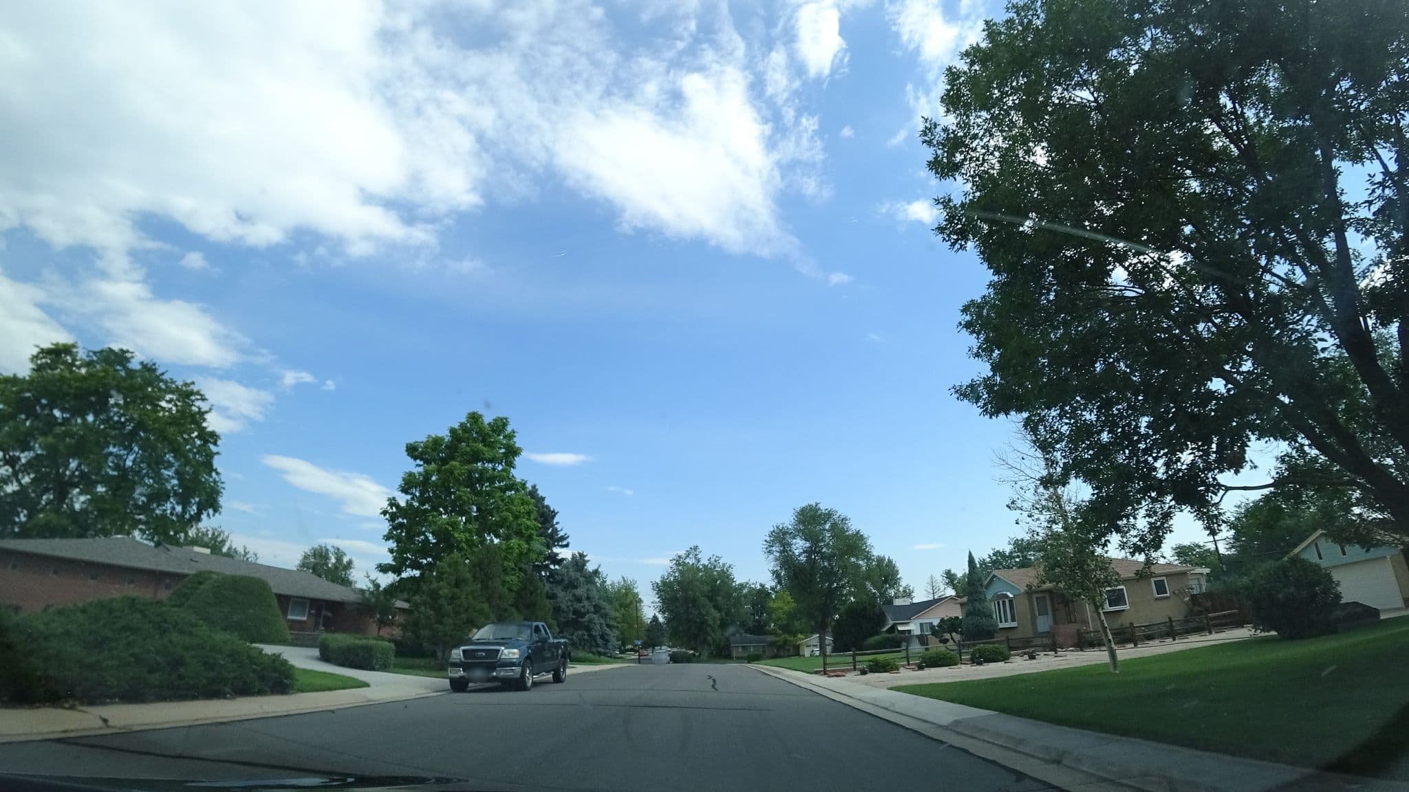Street view near Chase Creek Bed & Breakfast, Lakewood — © mly_den04 (CC BY-SA · Mapillary)