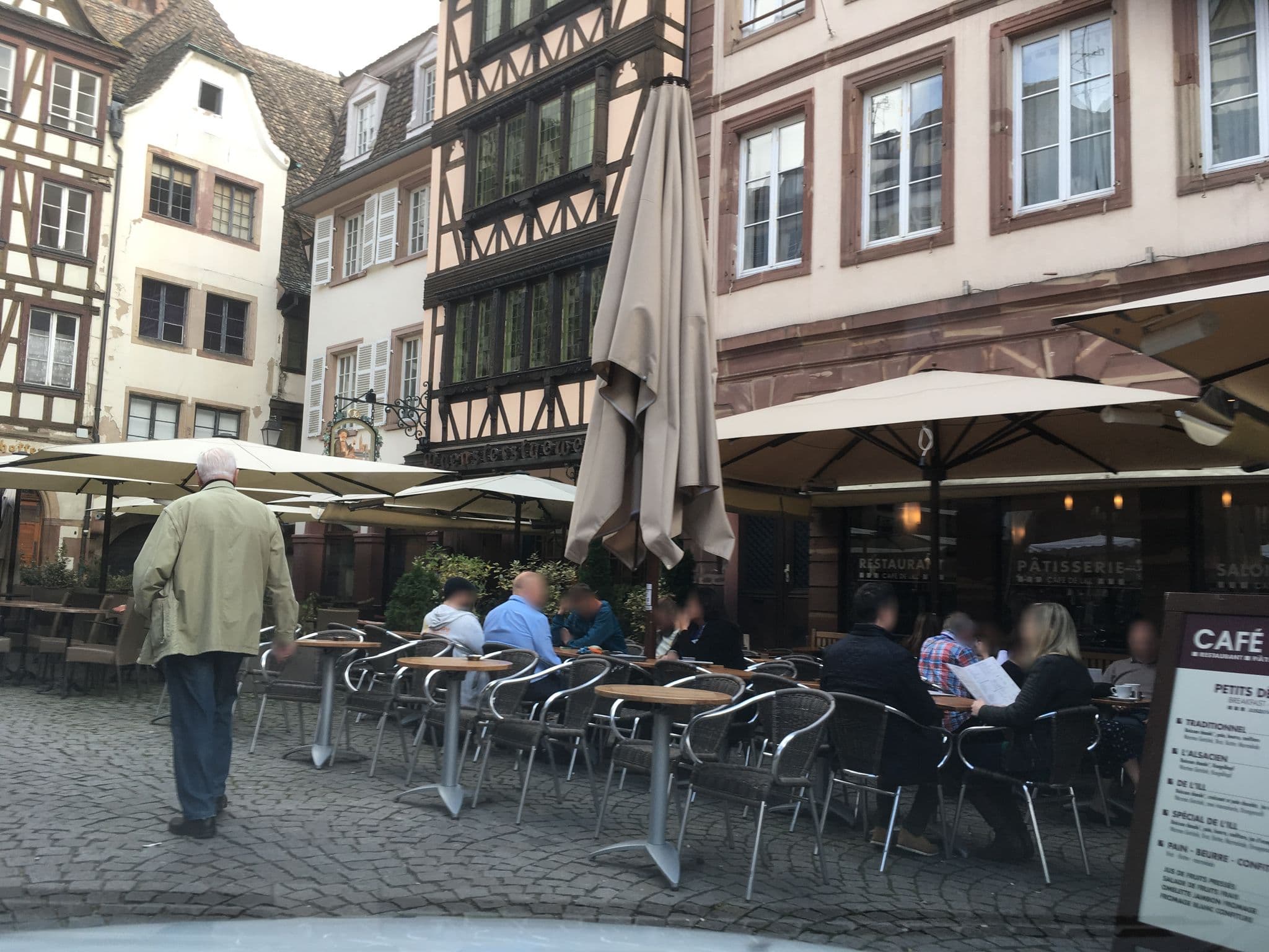 Street view near Hôtel des Arts, Strasbourg — © mappy_sa (CC BY-SA · Mapillary)