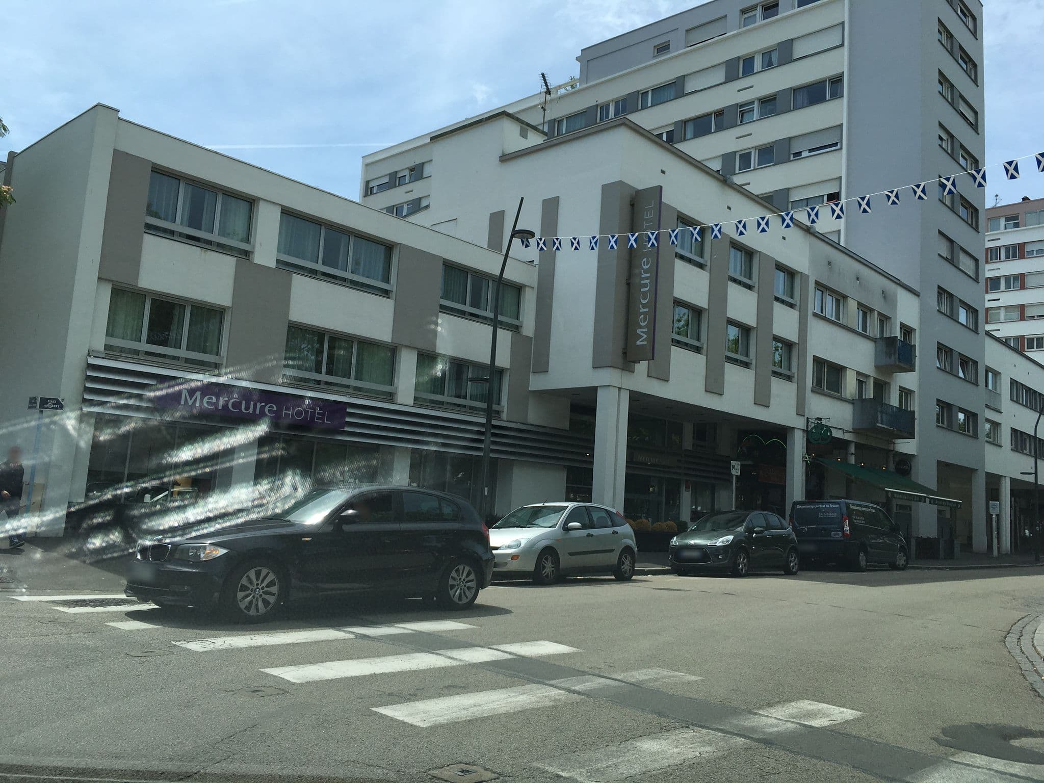 Street view near Hôtel Mercure, Lorient — © mappy_sa (CC BY-SA · Mapillary)