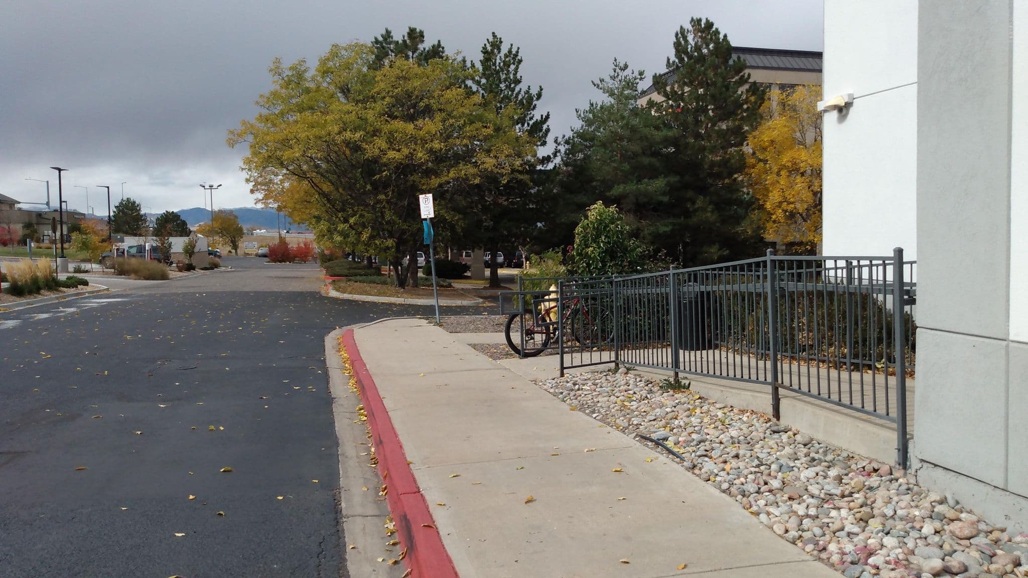 Street view near Sleep Inn, Northglenn — © dgrinbergs (CC BY-SA · Mapillary)
