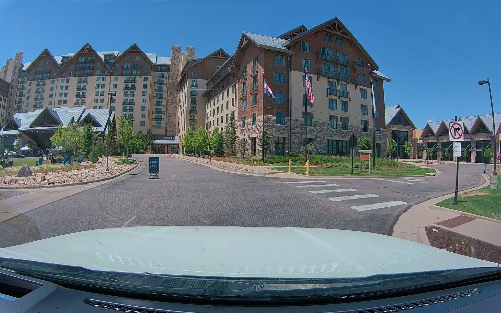 Street view near Gaylord Rockies Resort & Convention Center, Aurora — © aftcpics471 (CC BY-SA · Mapillary)