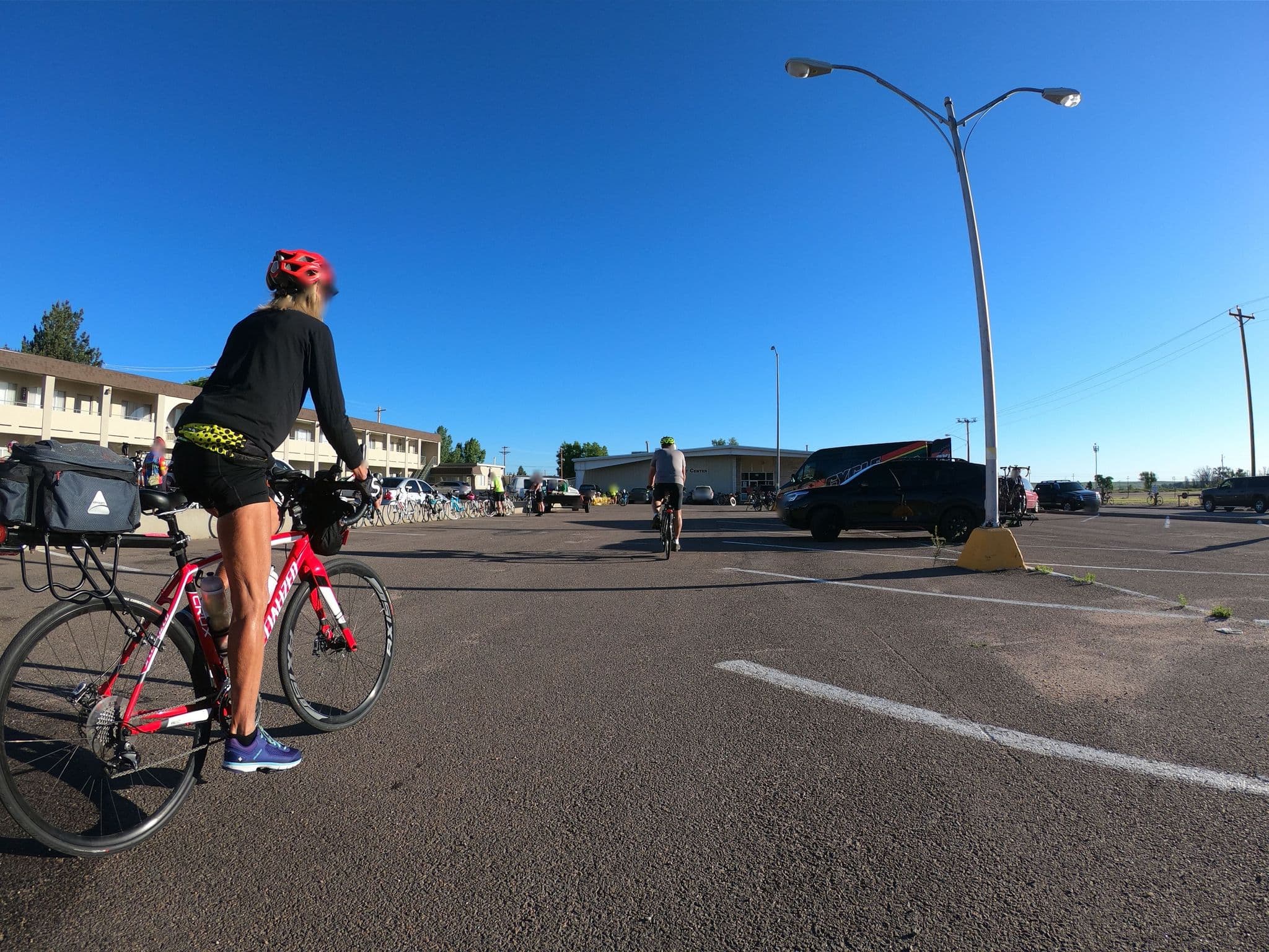 Street view near The Arabian Motel, Kimball — © toebee (CC BY-SA · Mapillary)
