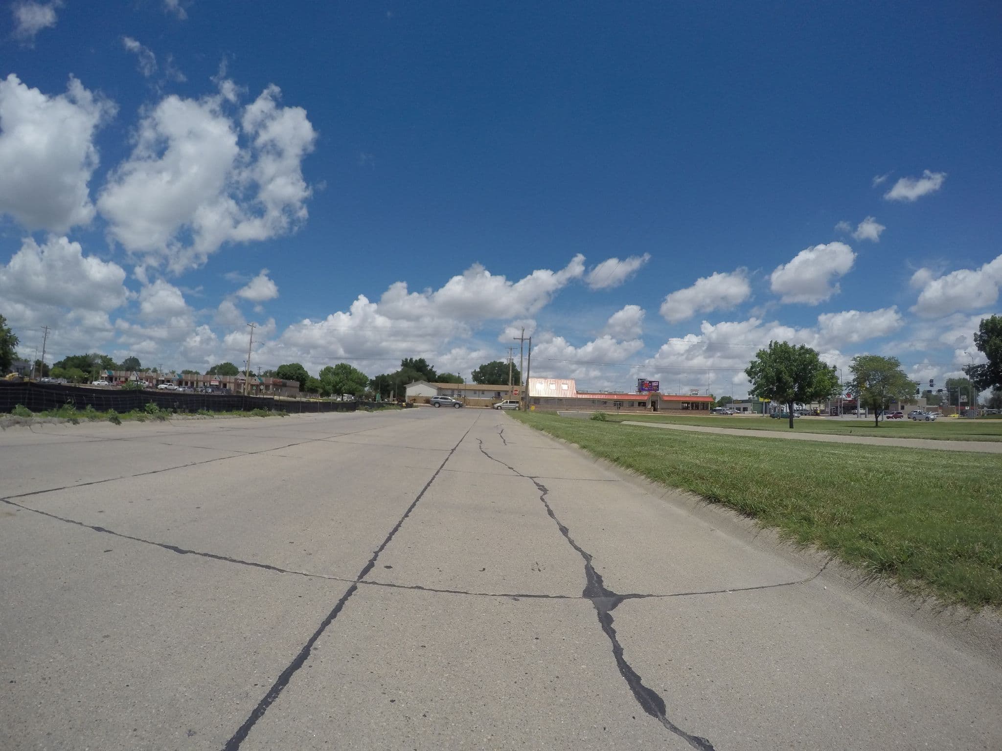 Street view near Boarders Inn, Kearney — © toebee (CC BY-SA · Mapillary)