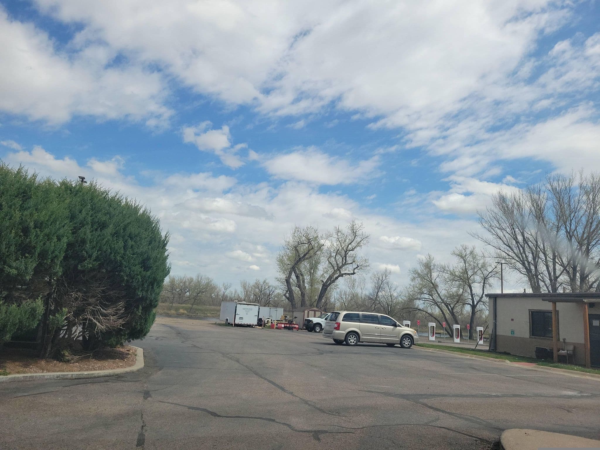 Street view near Lonesome Dove Lodge, Ogallala — © Montrose_Lyle (CC BY-SA · Mapillary)