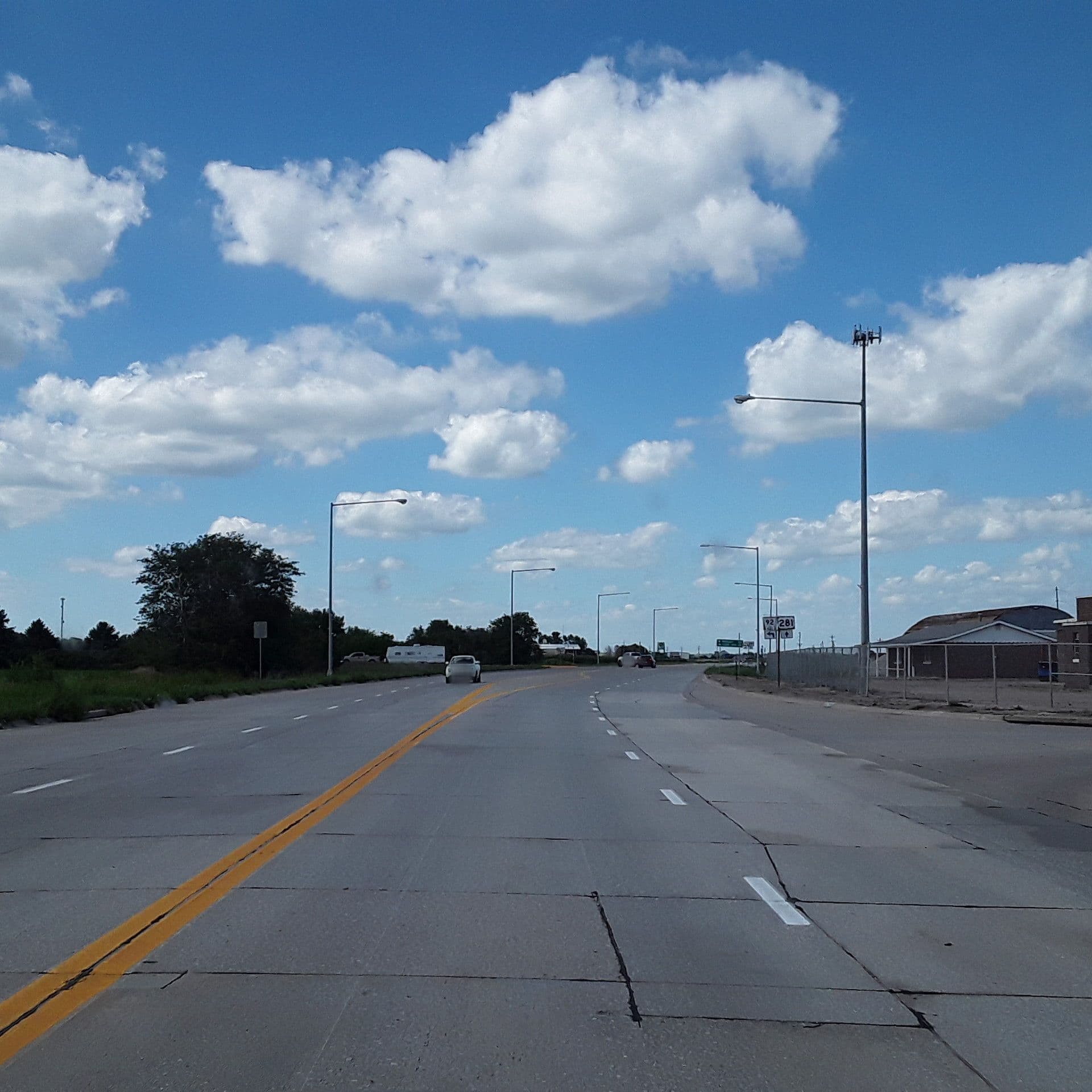 Street view near Keller's Korner Motel, Grand Island — © james_mapillary (CC BY-SA · Mapillary)