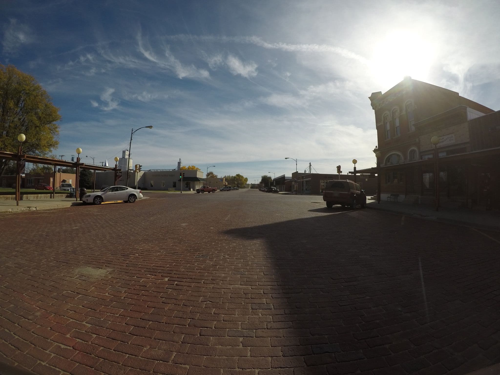 Street view near LandMark Inn at the Historic Bank of Oberlin, McCook — © toebee (CC BY-SA · Mapillary)