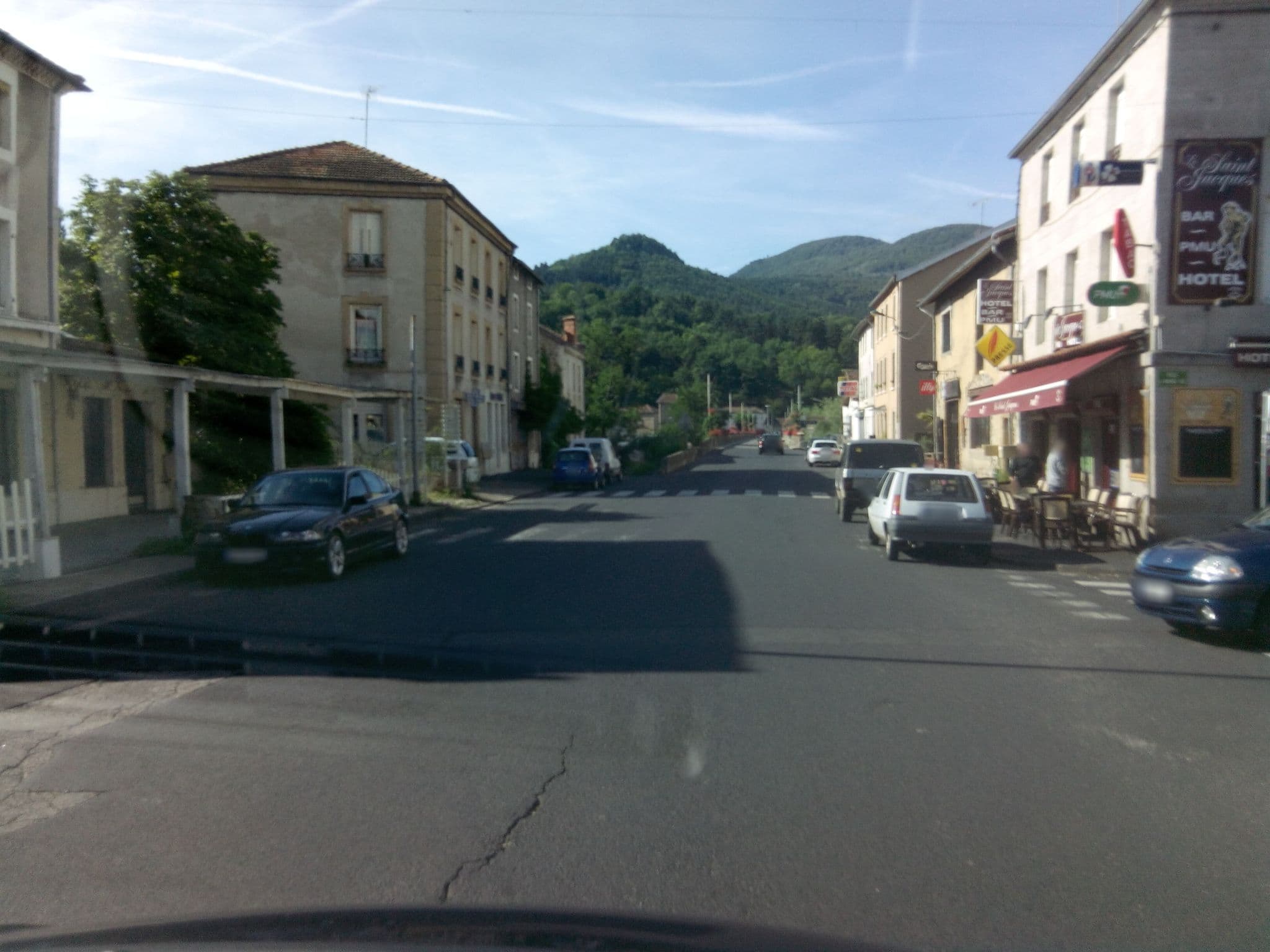 Street view near Hôtel Le Saint-Jacques, Retournac — © alainproviste (CC BY-SA · Mapillary)