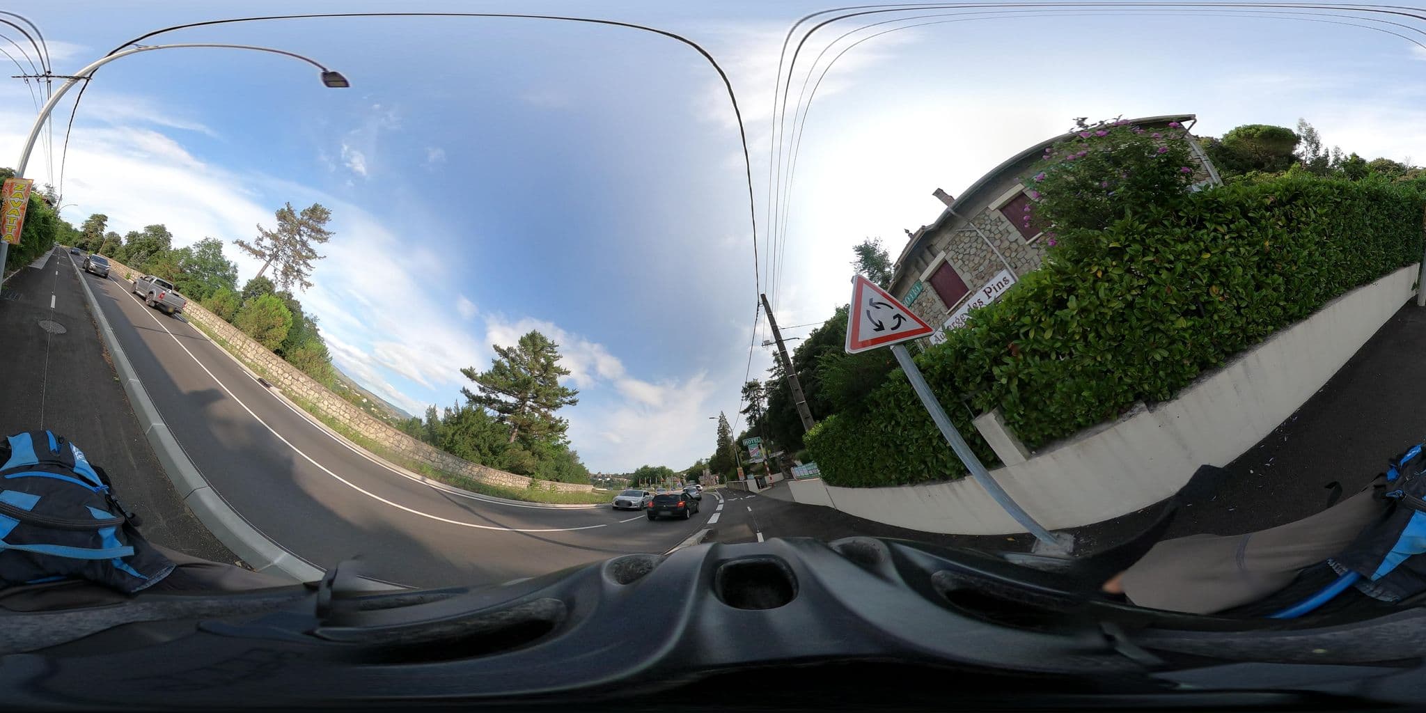 Street view near Auberge des Pins, Aubenas — © Krob (CC BY-SA · Mapillary)