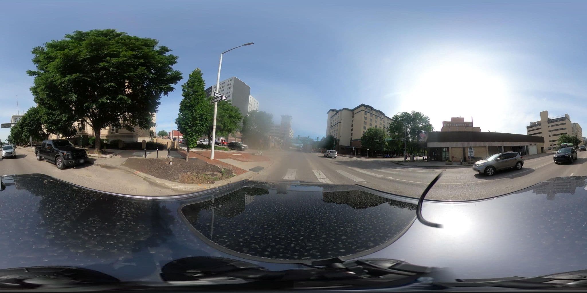 Street view near The Grand Manse, Lincoln — © quickness805 (CC BY-SA · Mapillary)