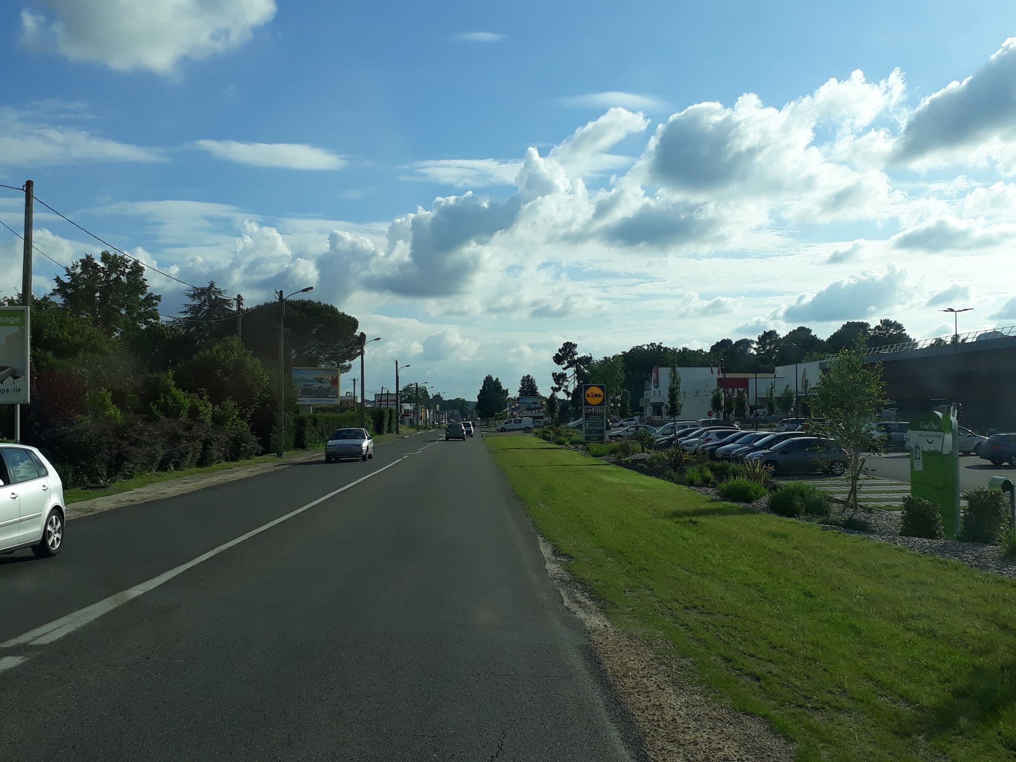 Street view near Campanile, Mont-de-Marsan — © df45 (CC BY-SA · Mapillary)