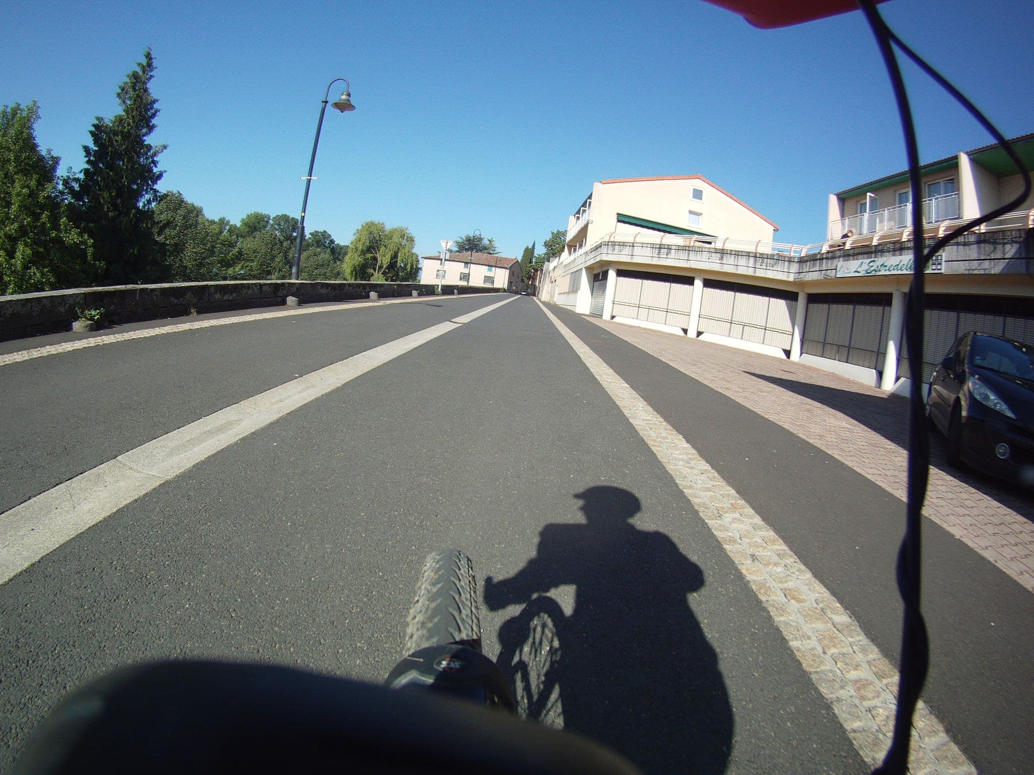 Street view near L'Estredelle, Pont-du-Château — © nicolasdumoulin (CC BY-SA · Mapillary)
