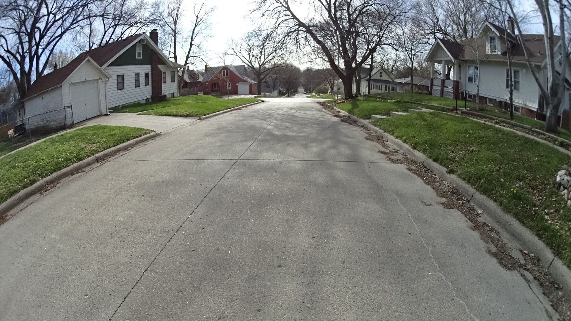 Street view near Hopeyy's, Omaha — © midnightcomm (CC BY-SA · Mapillary)