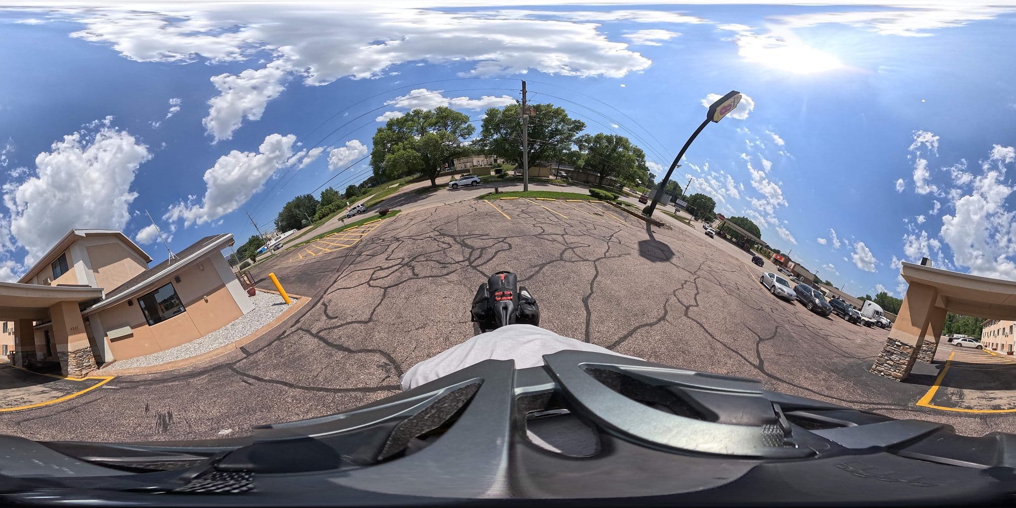 Street view near Super 8, Sioux City — © ianrbuck (CC BY-SA · Mapillary)
