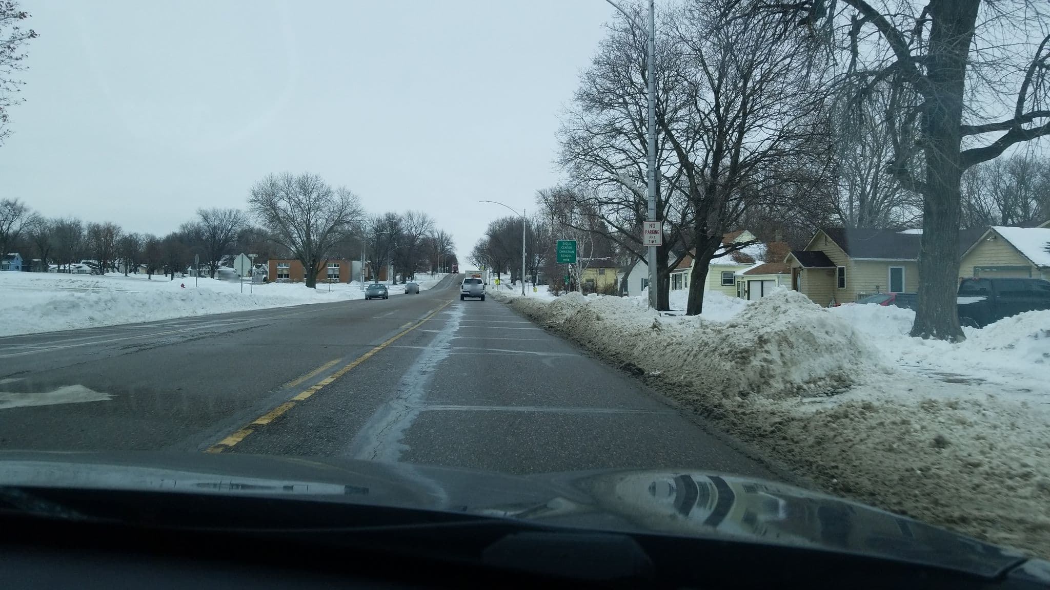 Street view near Holiday Inn Express & Suites Sioux Center, Sioux Center — © midnightcomm (CC BY-SA · Mapillary)