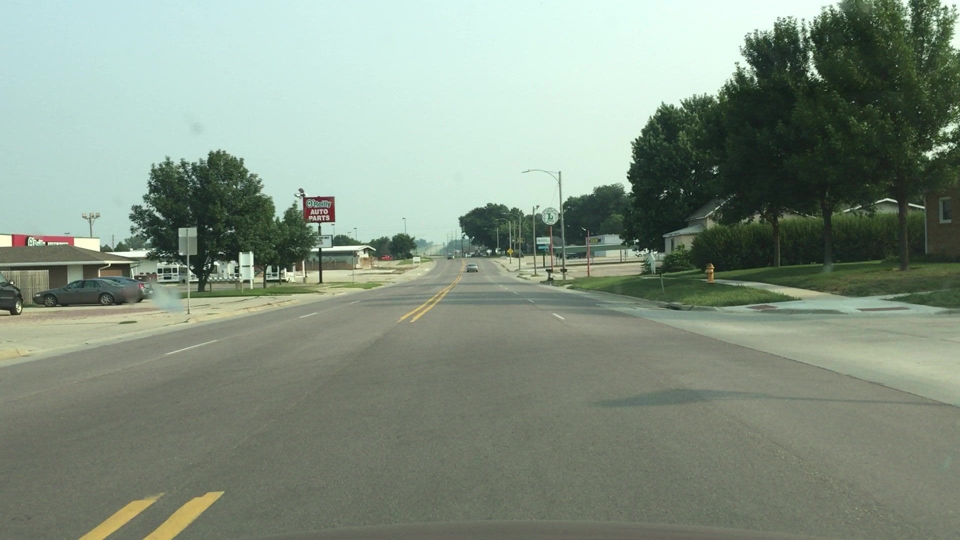 Street view near Bel Air Motel, Le Mars — © lvl5 (CC BY-SA · Mapillary)